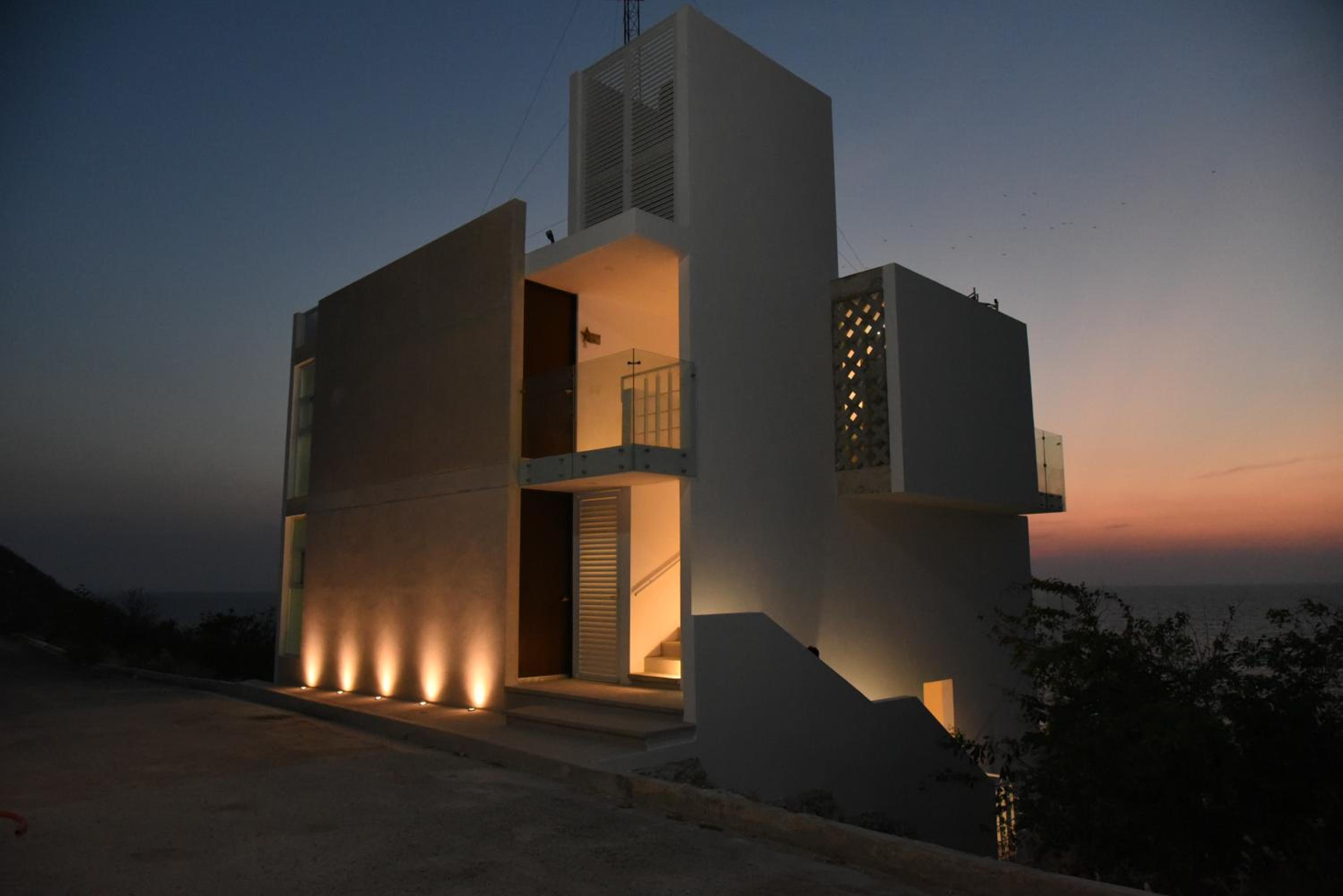 Hotel Torre Aguamarina - Image 1