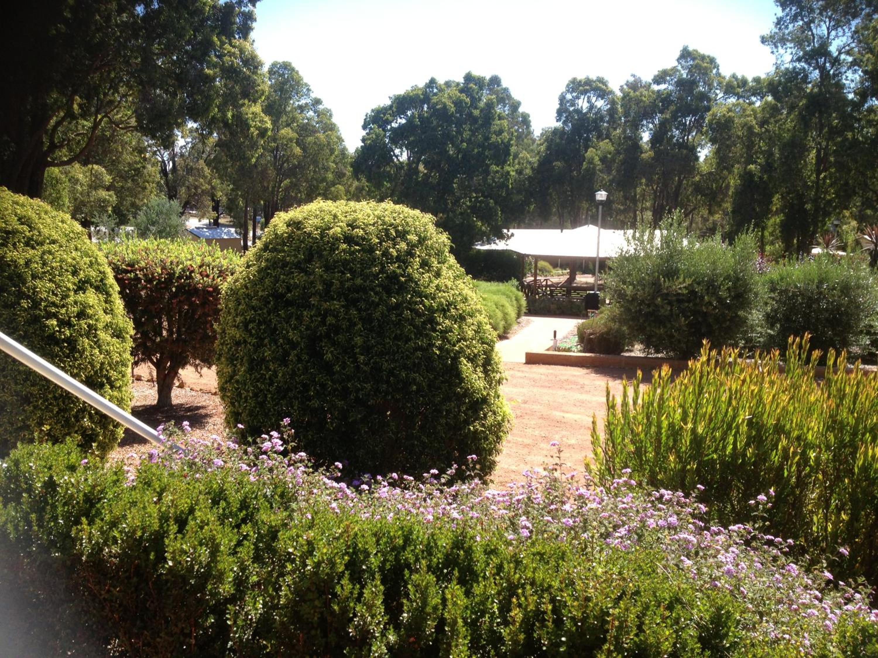 Travellers Rest Motel view 2