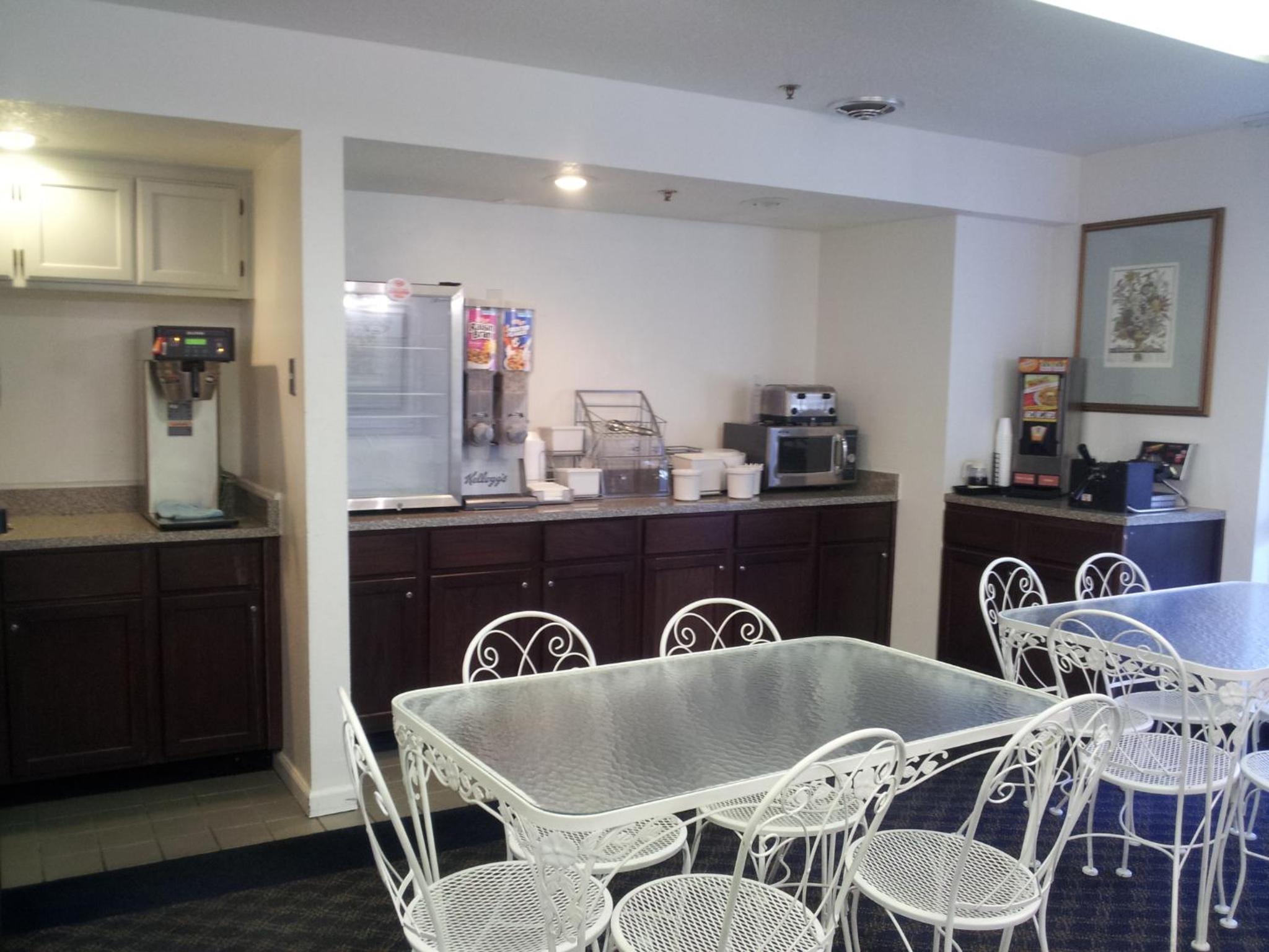 Super 8 by Wyndham Oroville - Property Image 8