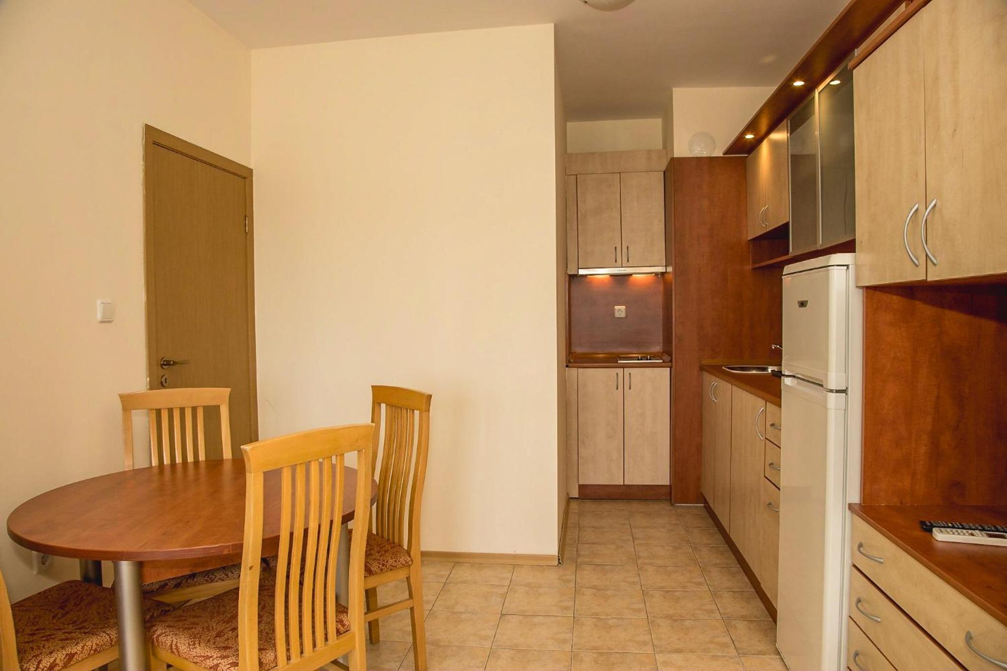 *Prestige City* 1BD Apt. with POOL, n/ Cacao Beach