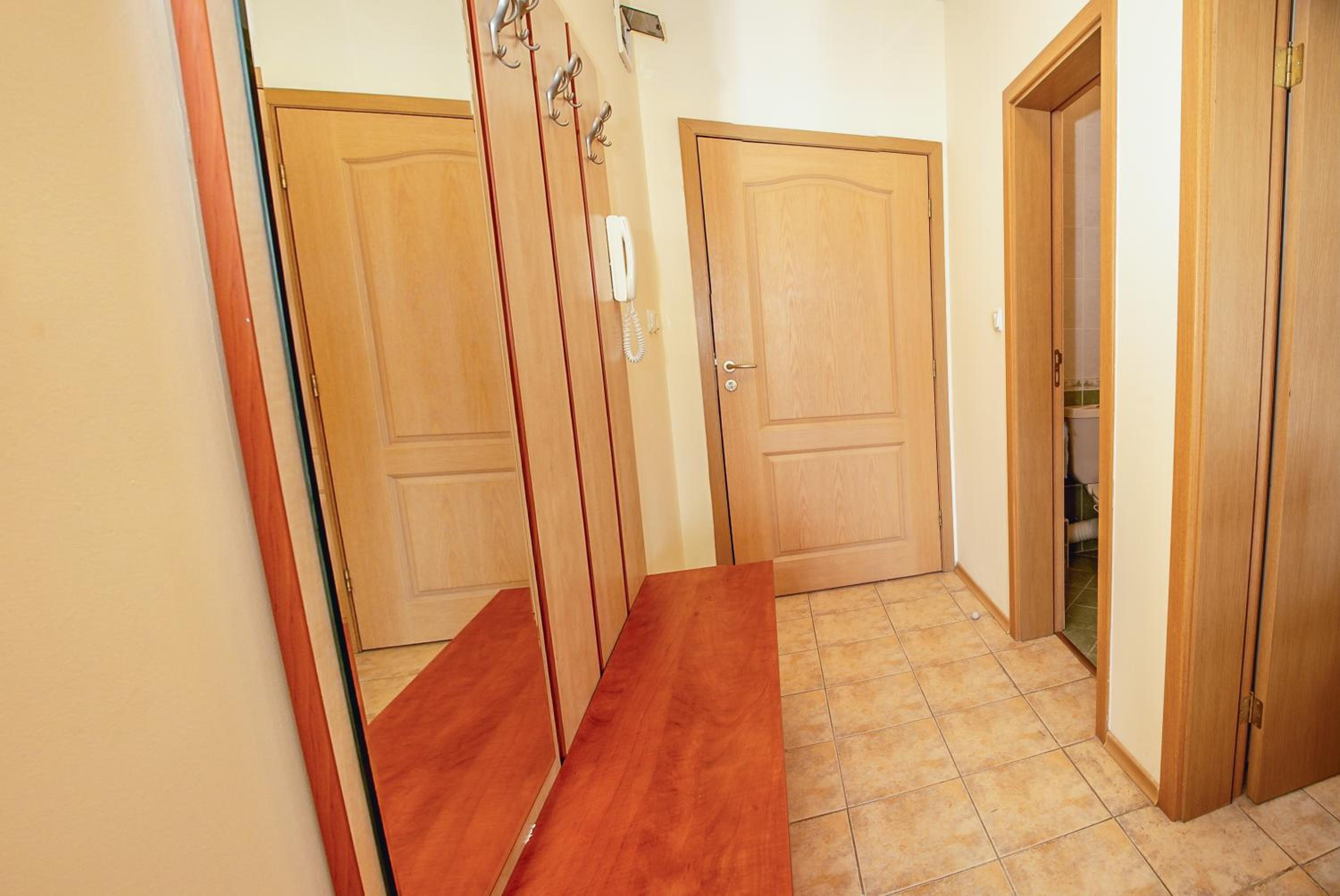 *Prestige City* 1BD Apt. with POOL, n/ Cacao Beach