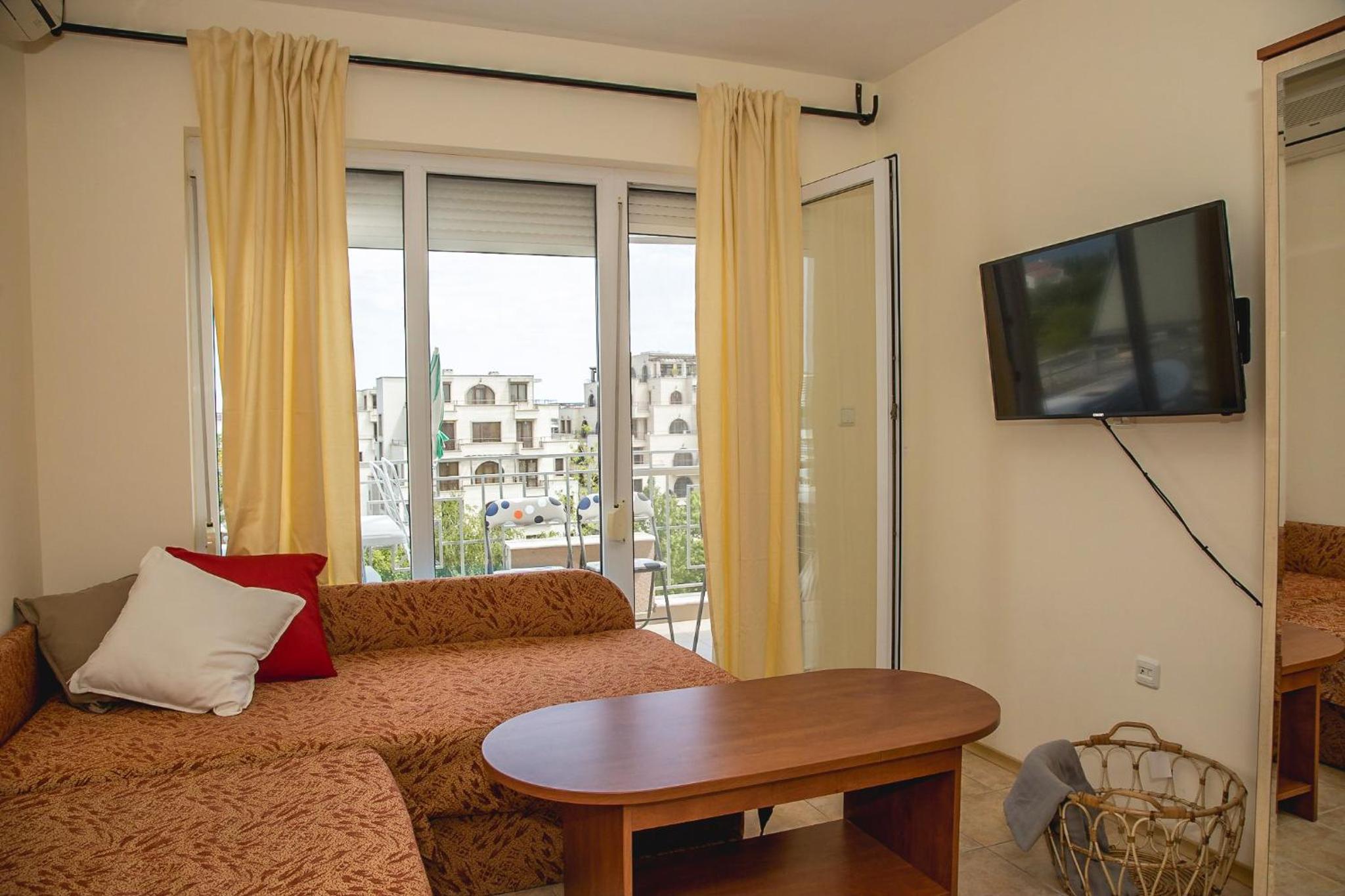 *Prestige City* 1BD Apt. with POOL, n/ Cacao Beach