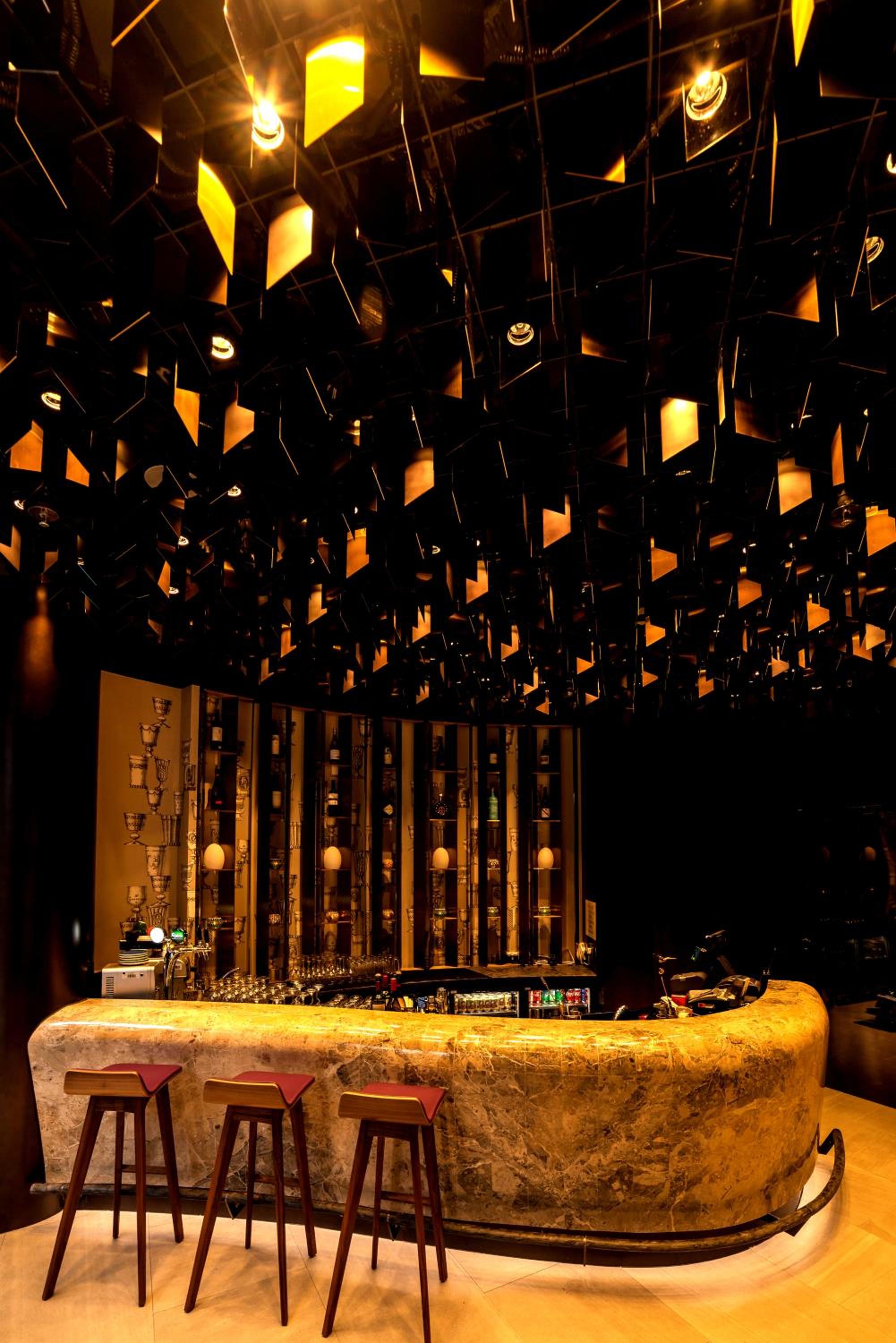 Kowloon Harbourfront Hotel