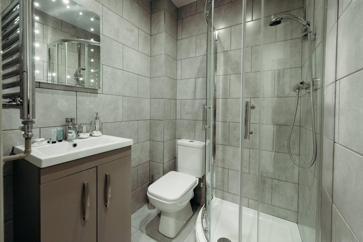 Halifax House, Studio Apartment 209 view 2