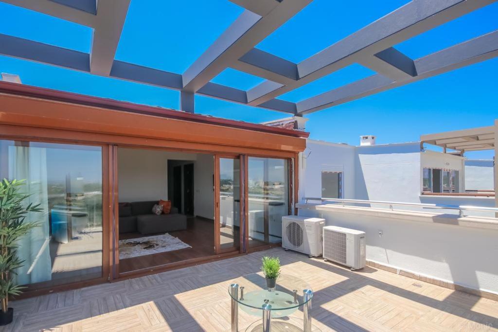 Lara Park Suites
