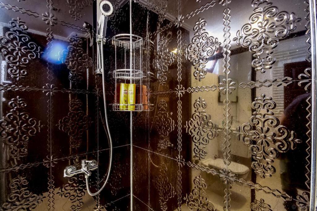 Lara Park Suites
