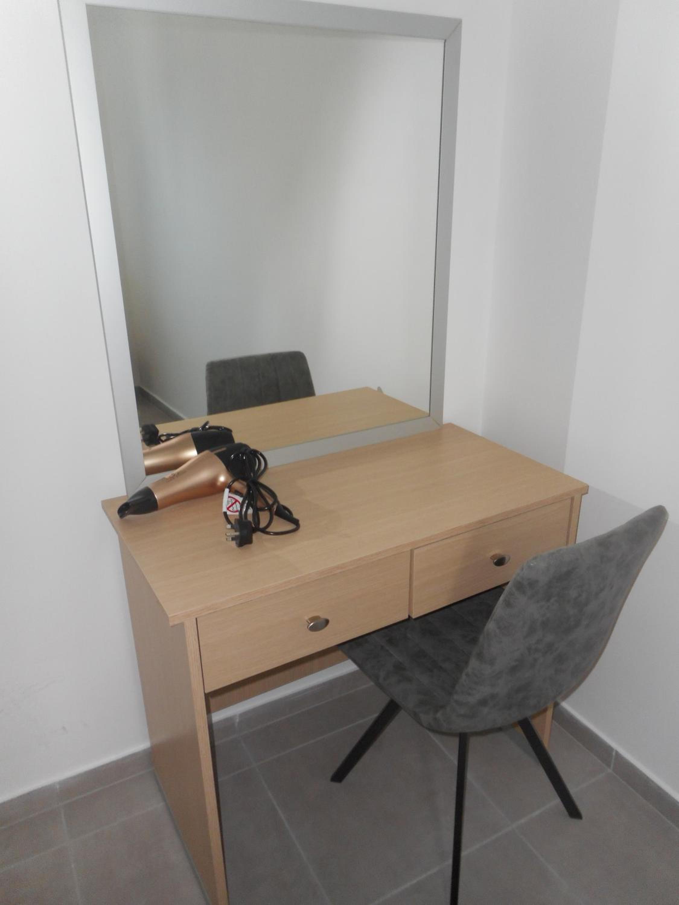 Luxiary Delux Apartment at Kkaras