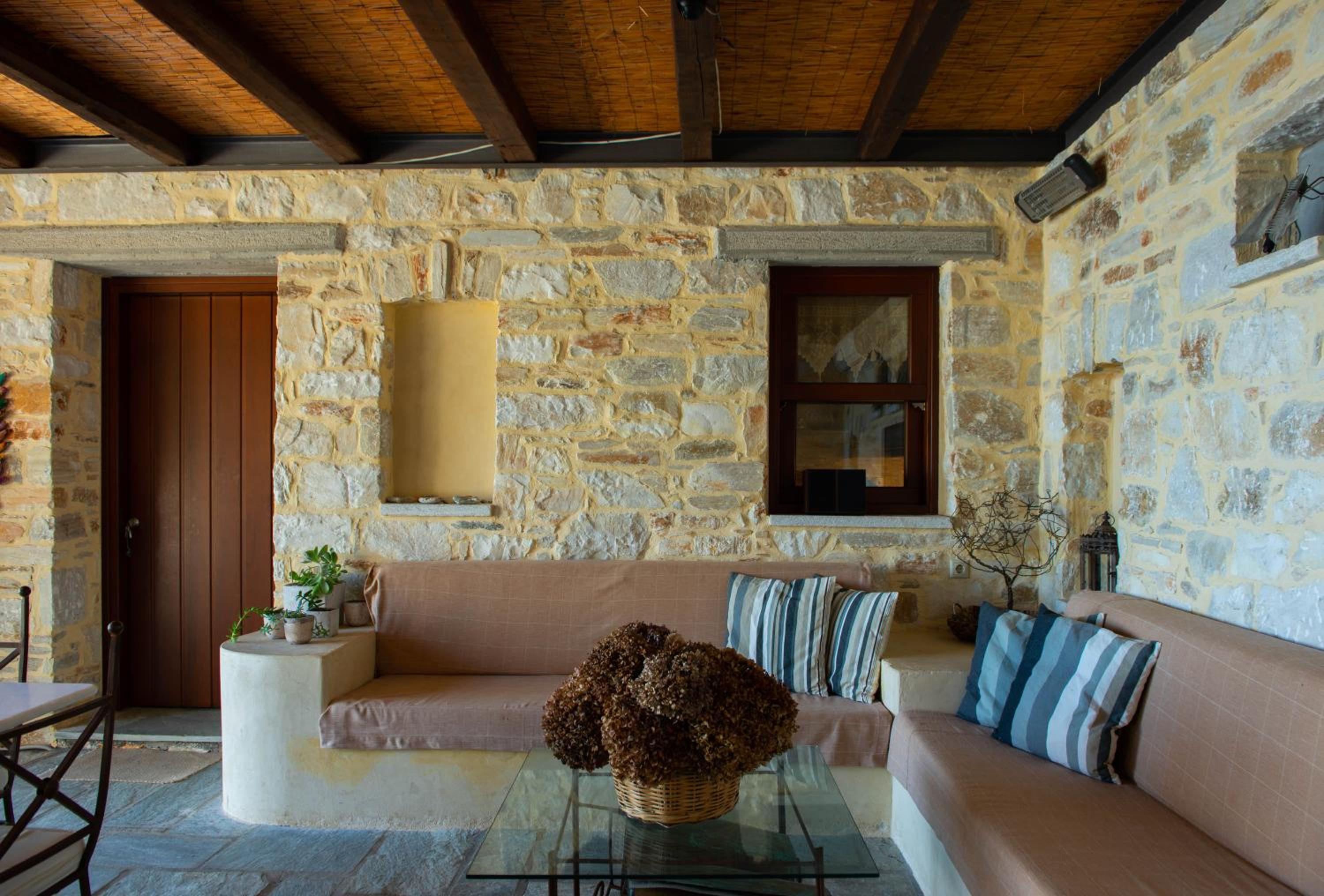 Pelion BNB Luxury homes view 3
