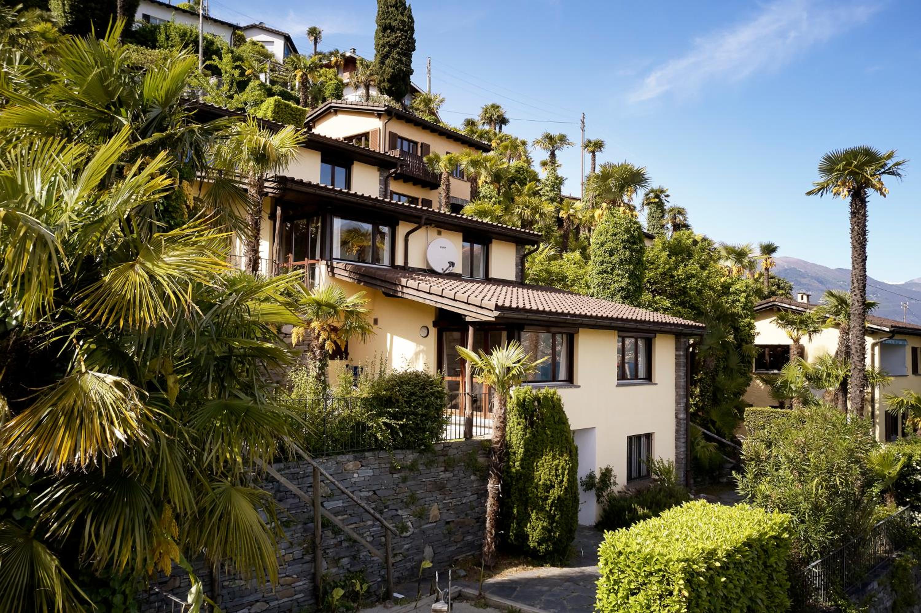 Reka-Ferienanlage Brissago view 3