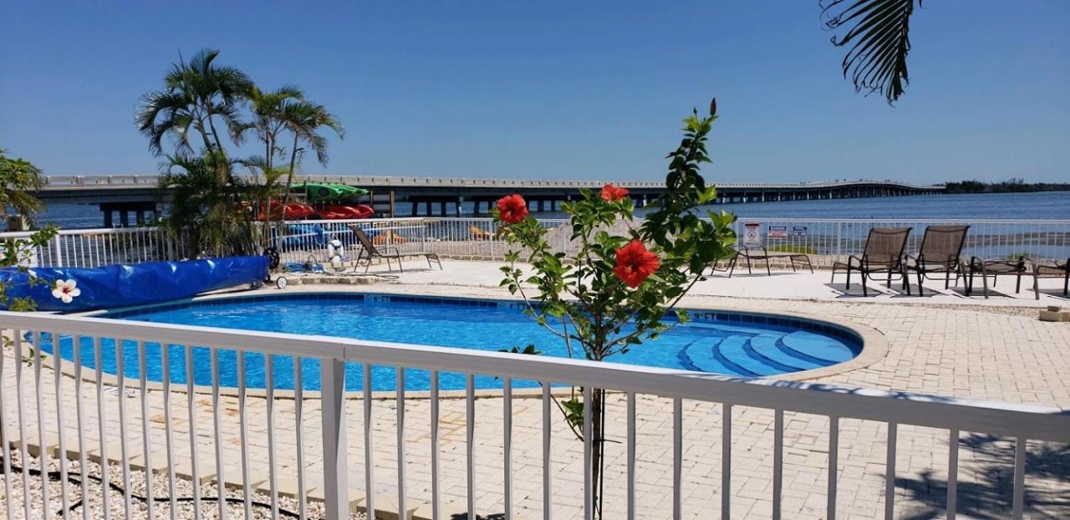Old Wooden Bridge Resort & Marina
