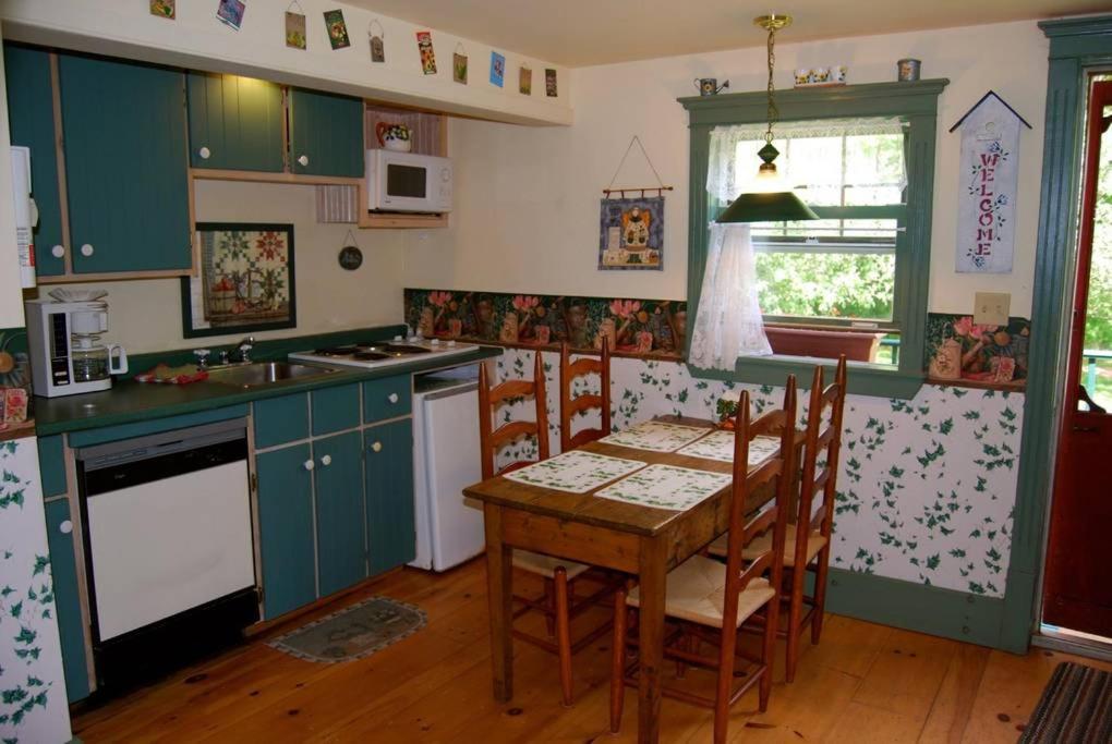 Summerside Vacations - Bugaboo Cottages - Property Image 33