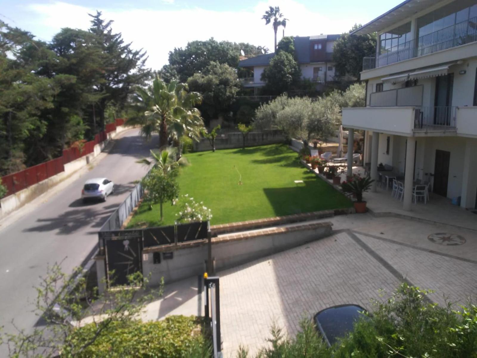 Villa RINALDI view 4