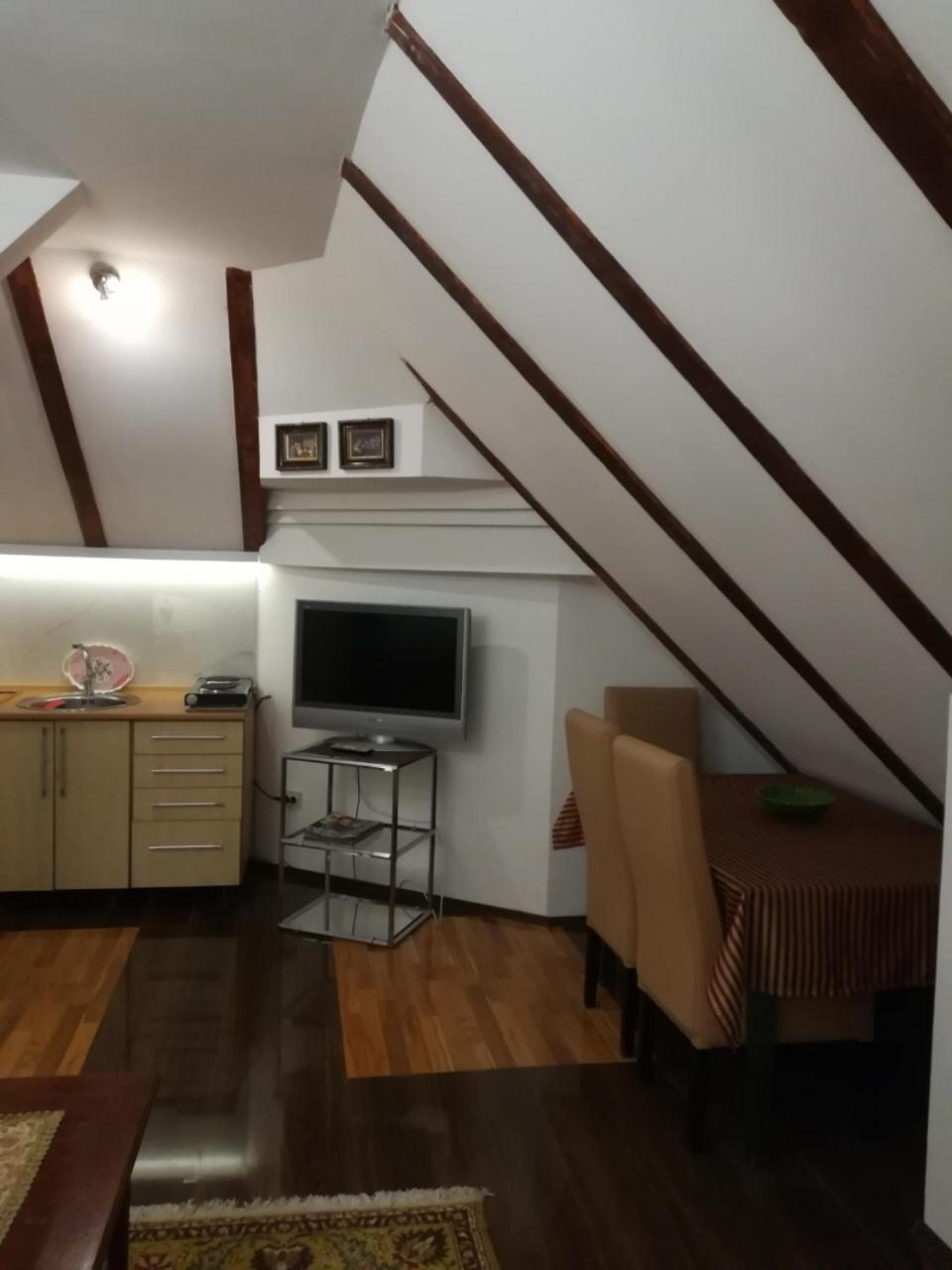 Vila Kraljica Vrdnik