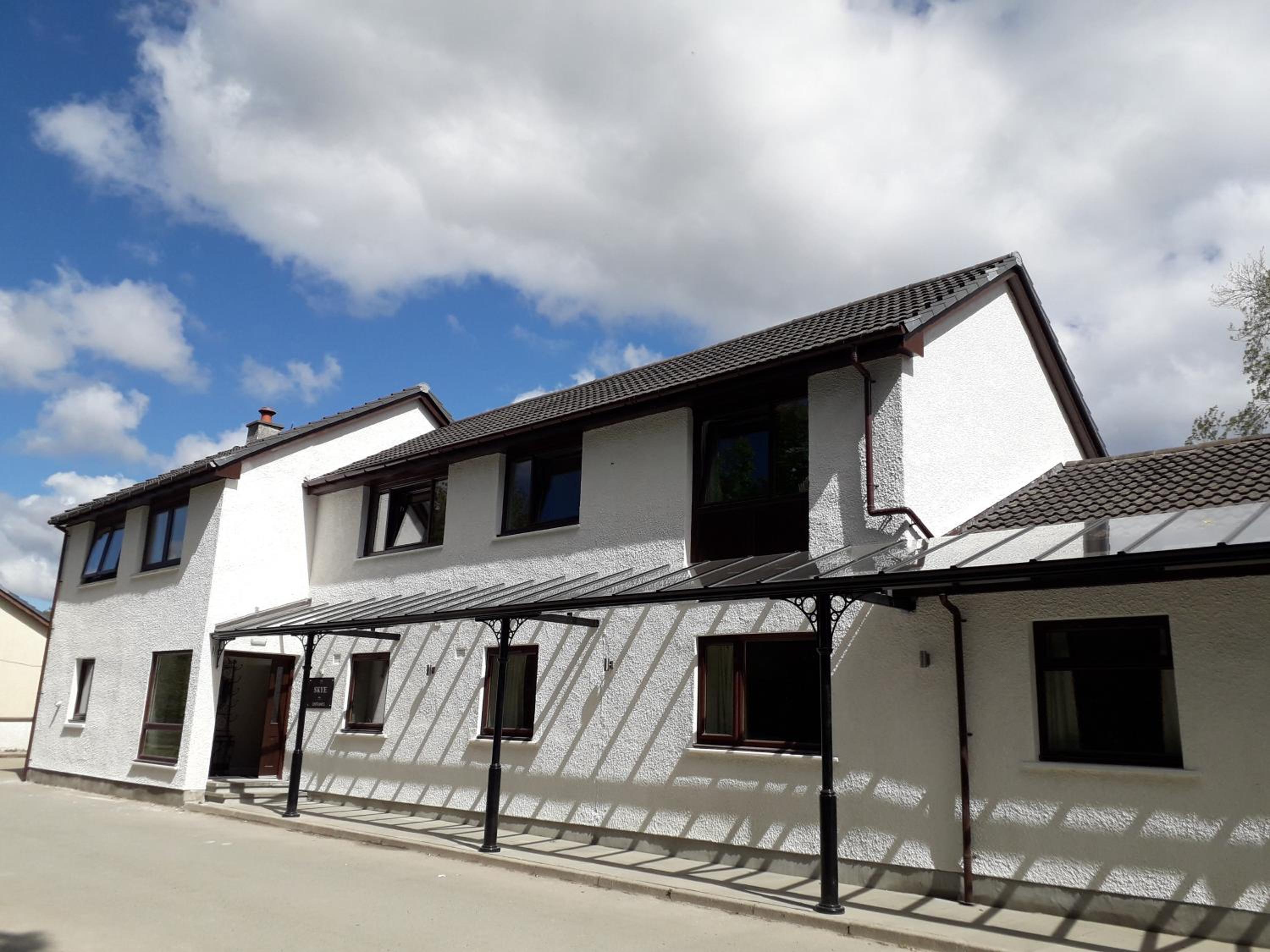 Hotel The Skye Inn - Image 1