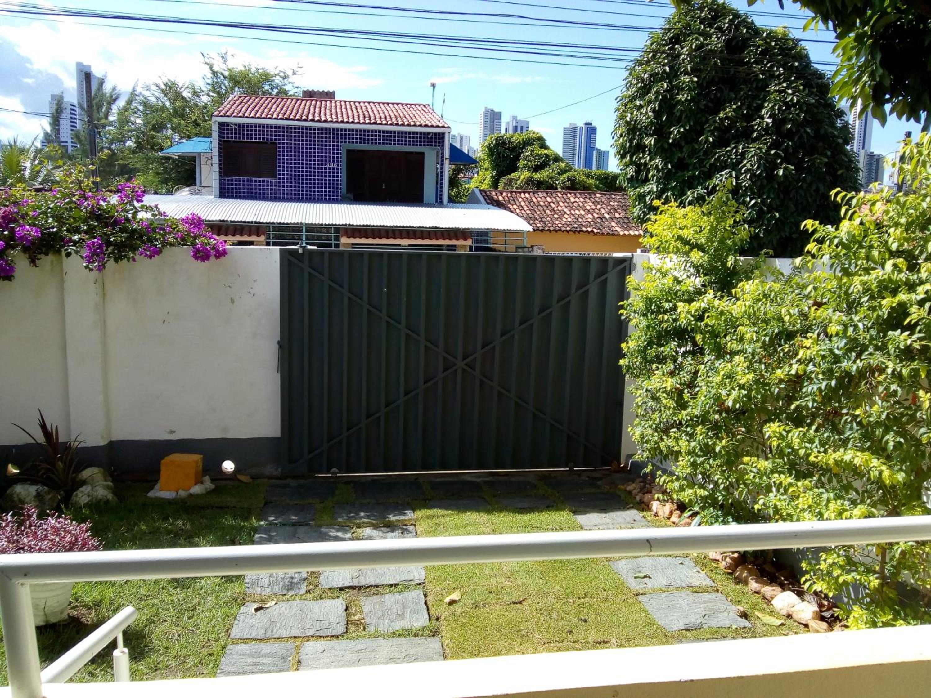 CASA À 3 KM PRAIA TAMBAÚ