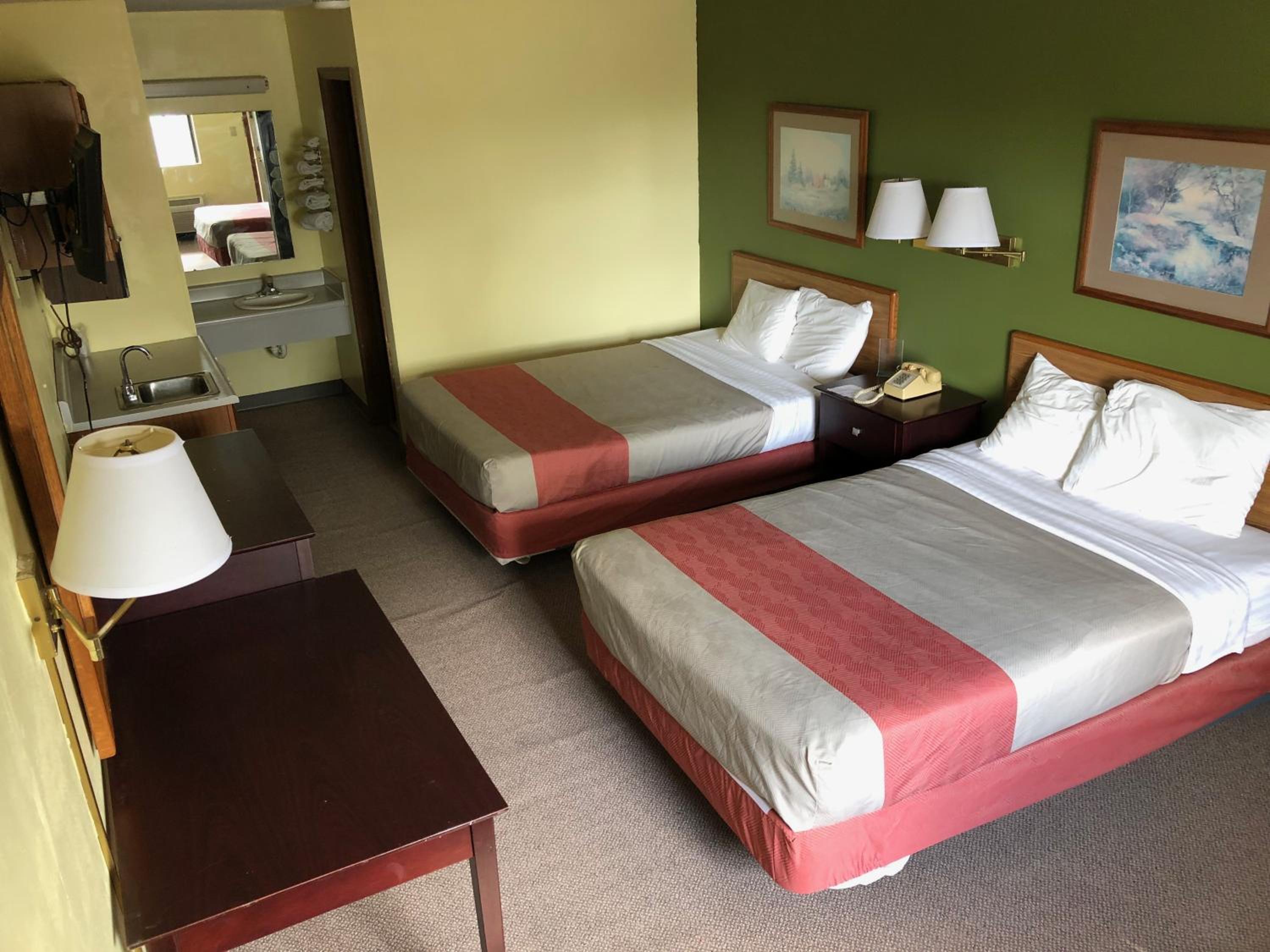 Salt Creek Inn