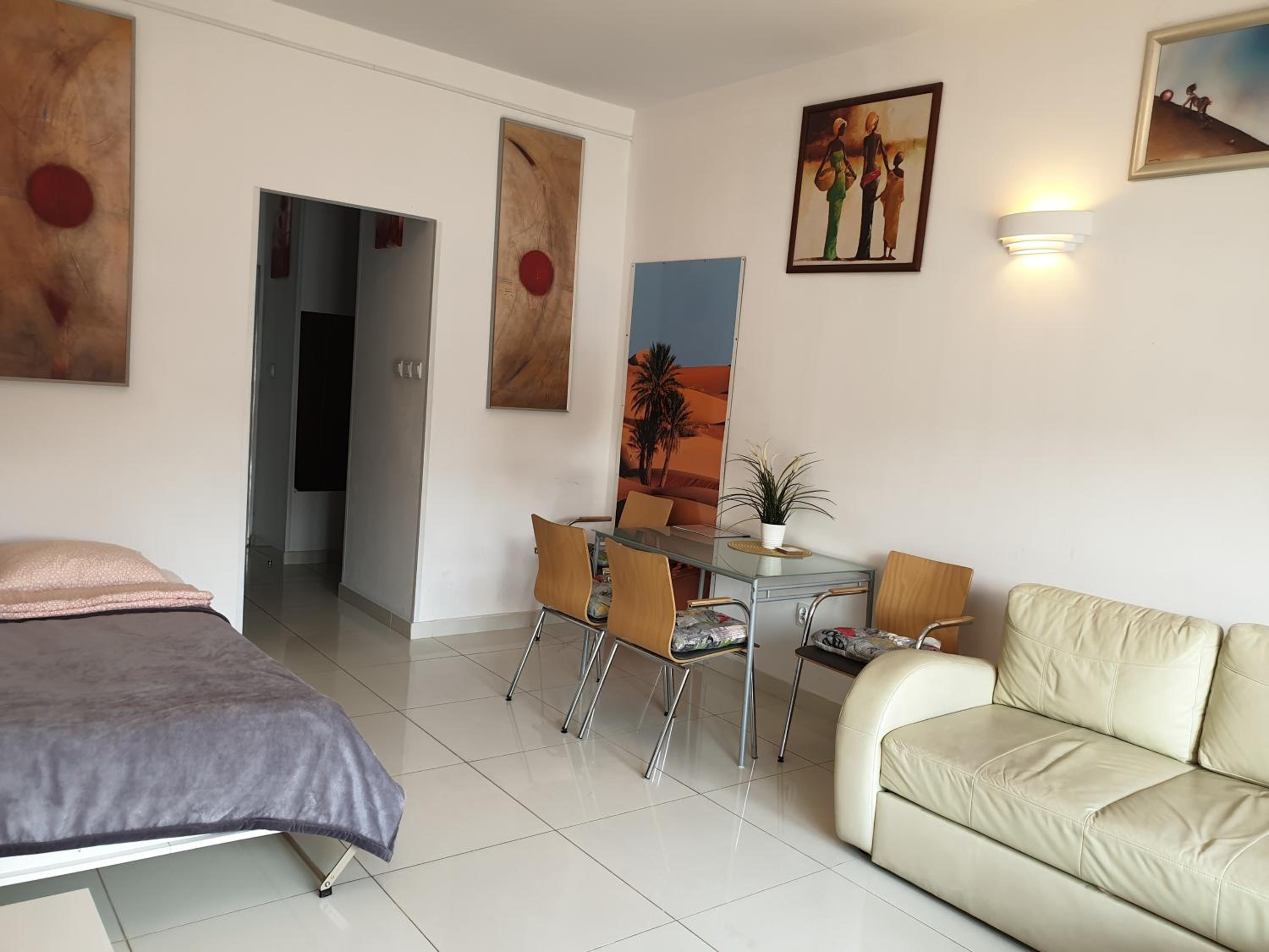 Center Warsaw- Apartamenty Smolna