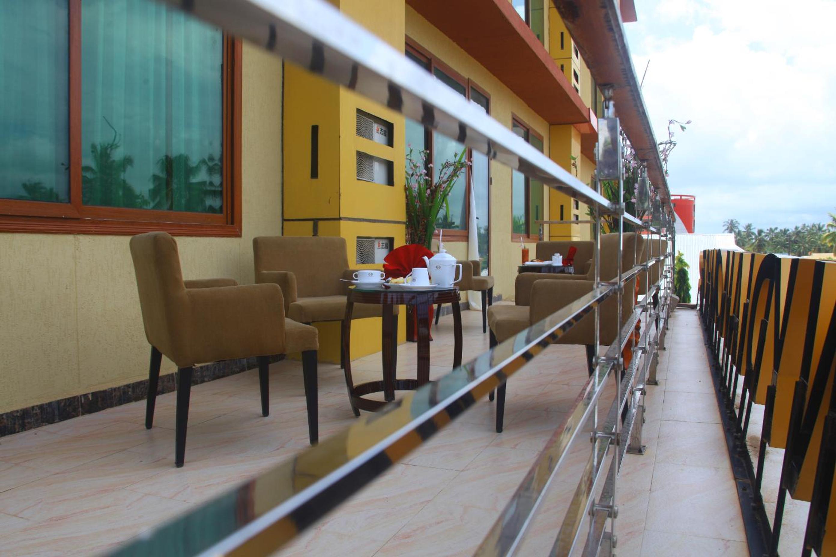 balcony