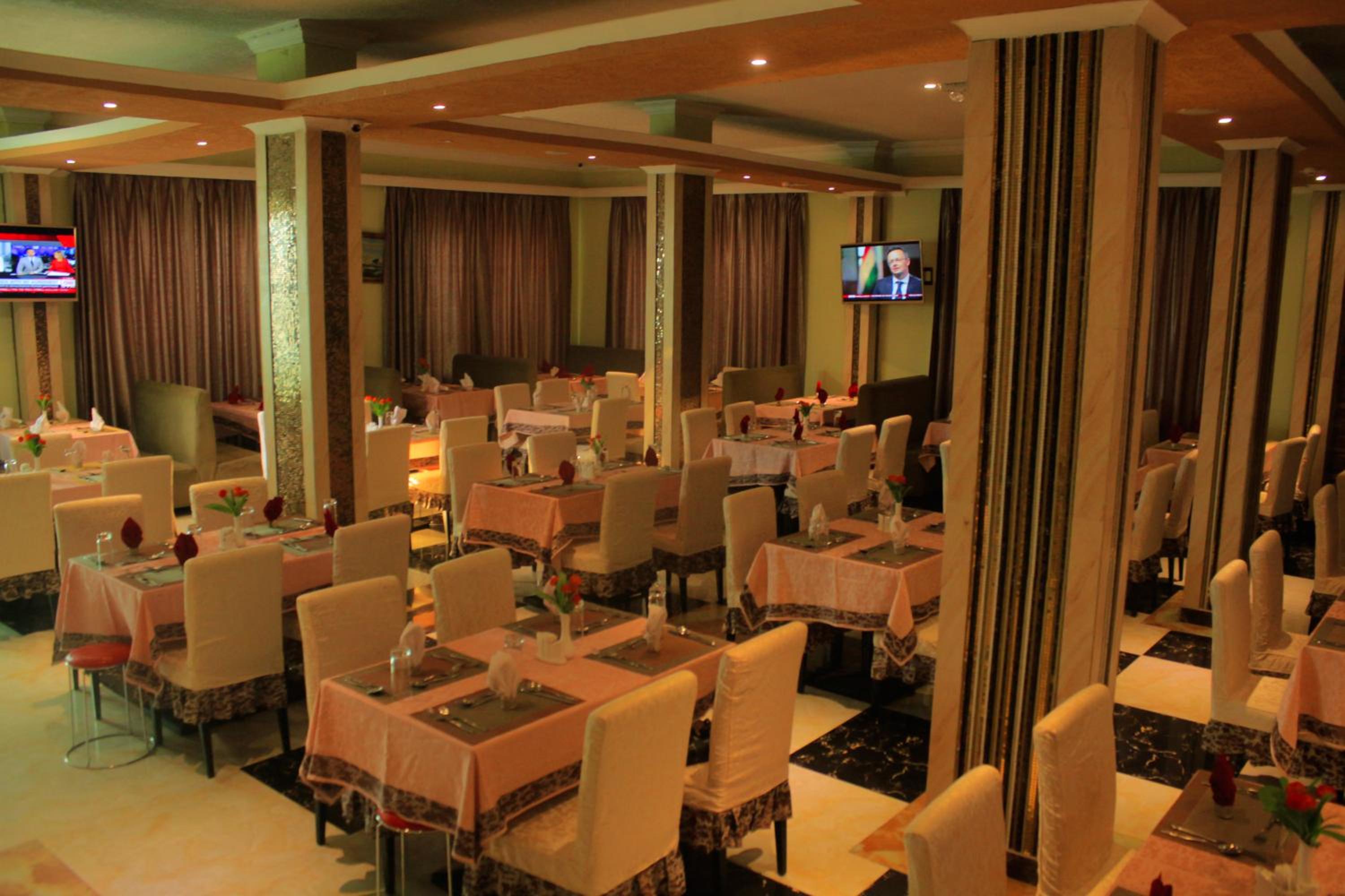 restaurant