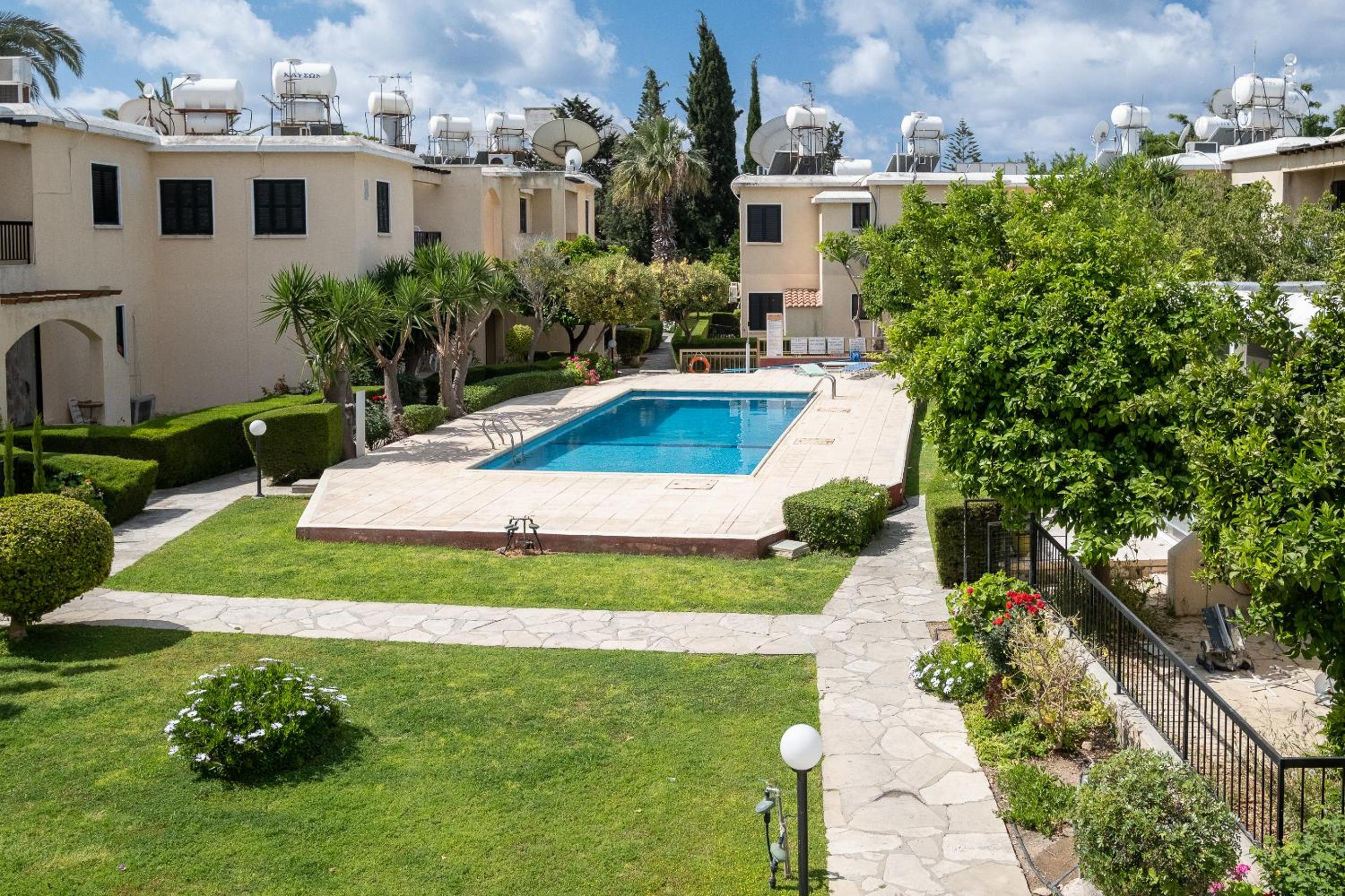 Dalia 2 Bedroom Apartment with Pool & Garden, Parking, Walk to Beach, Gated Complex