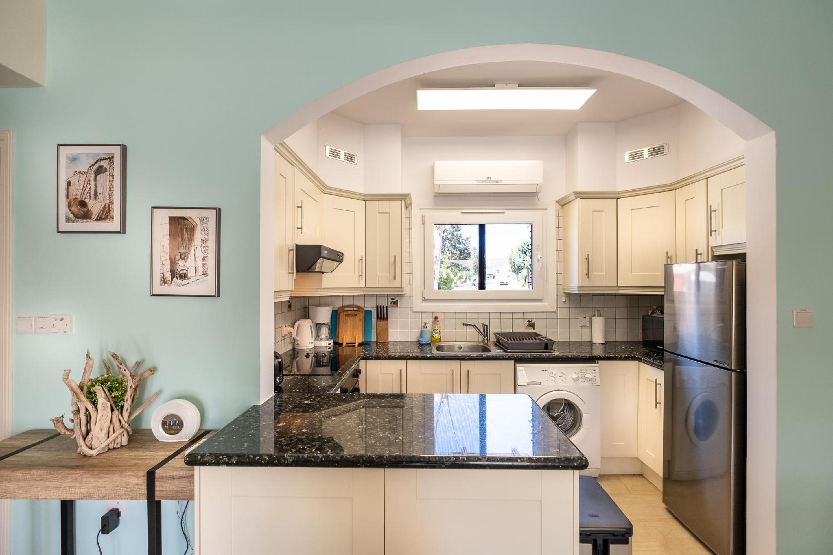 Dalia 2 Bedroom Apartment with Pool & Garden, Parking, Walk to Beach, Gated Complex