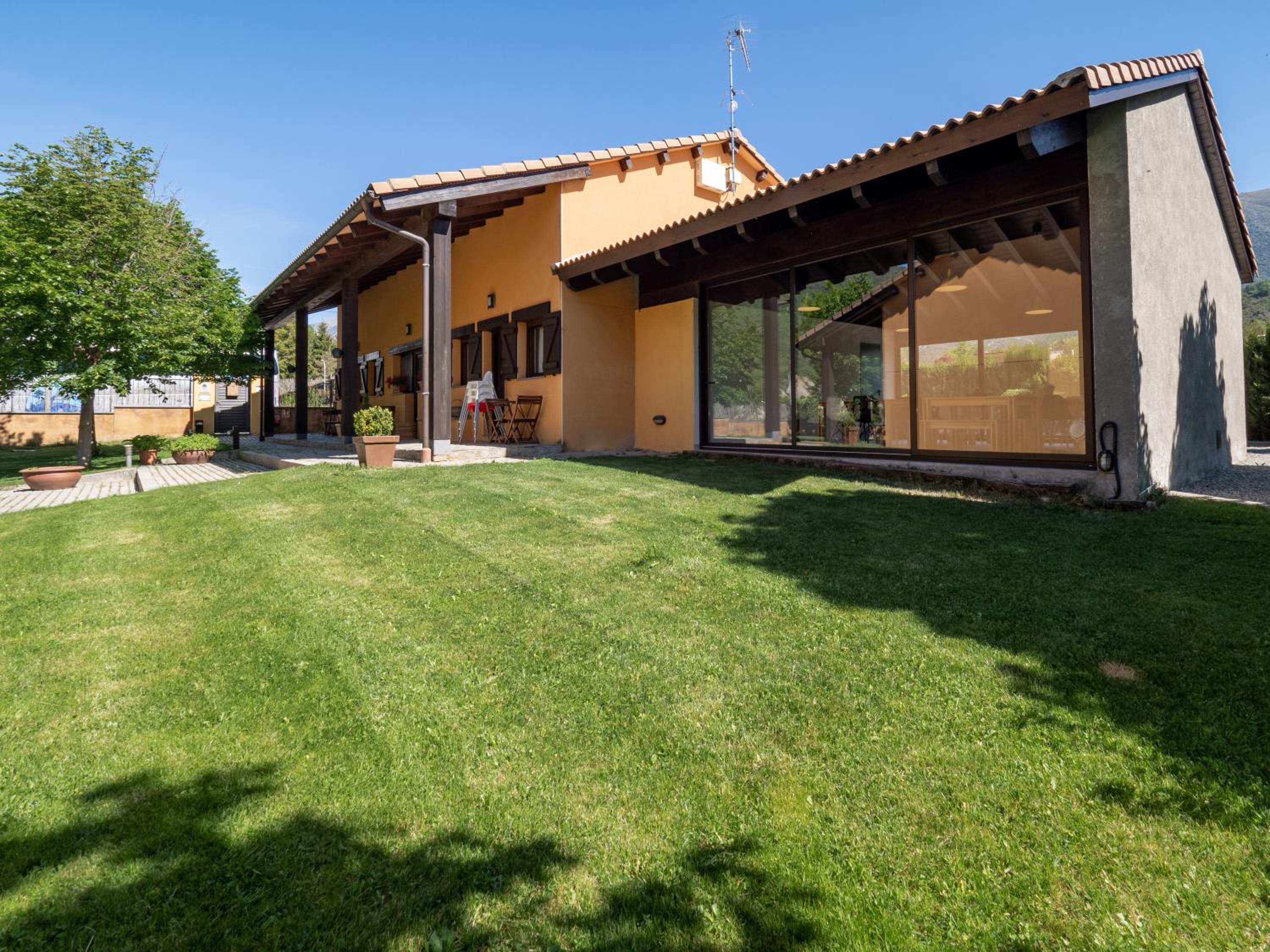 La Estibialla view 3