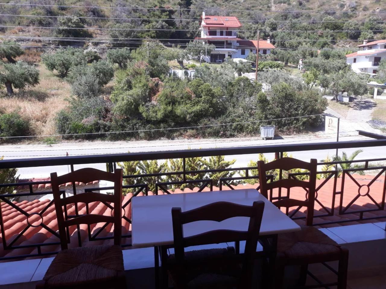 Petradaki Apartments