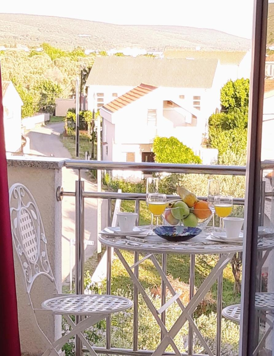 Apartmani Lili view 2