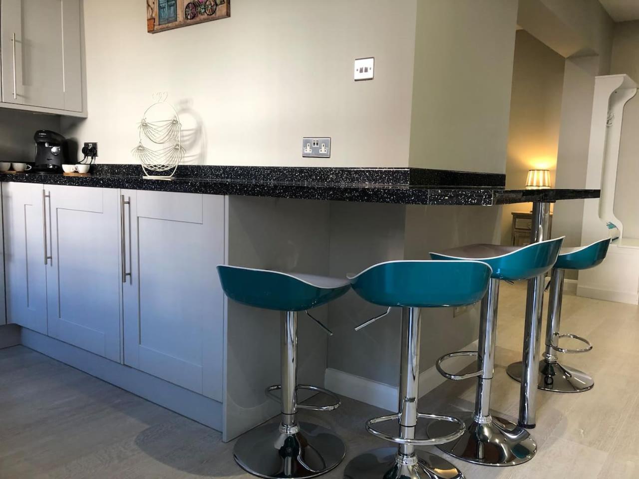 Boutique Townhouse in Christchurch Dorset view 5