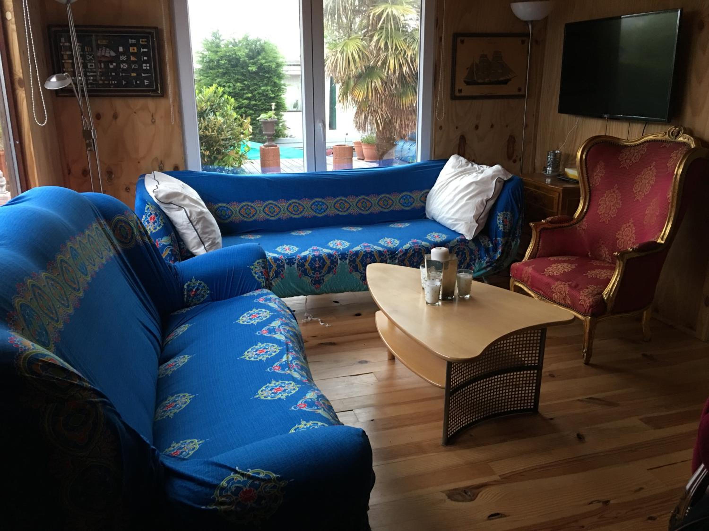 Photo 8