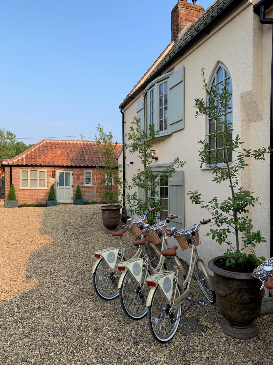 Holly Lodge Boutique B&B view 5