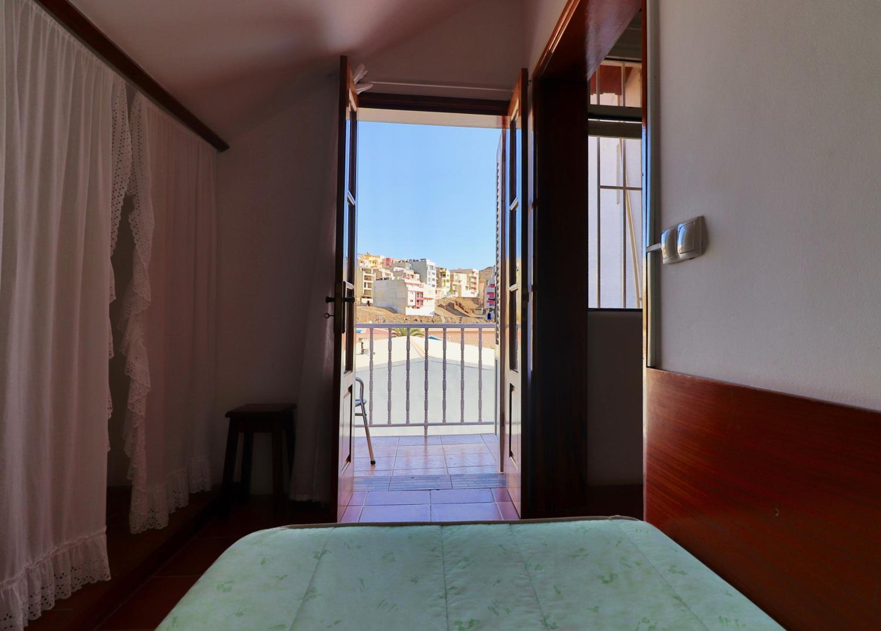Residencial Che Guevara B & B Stop over