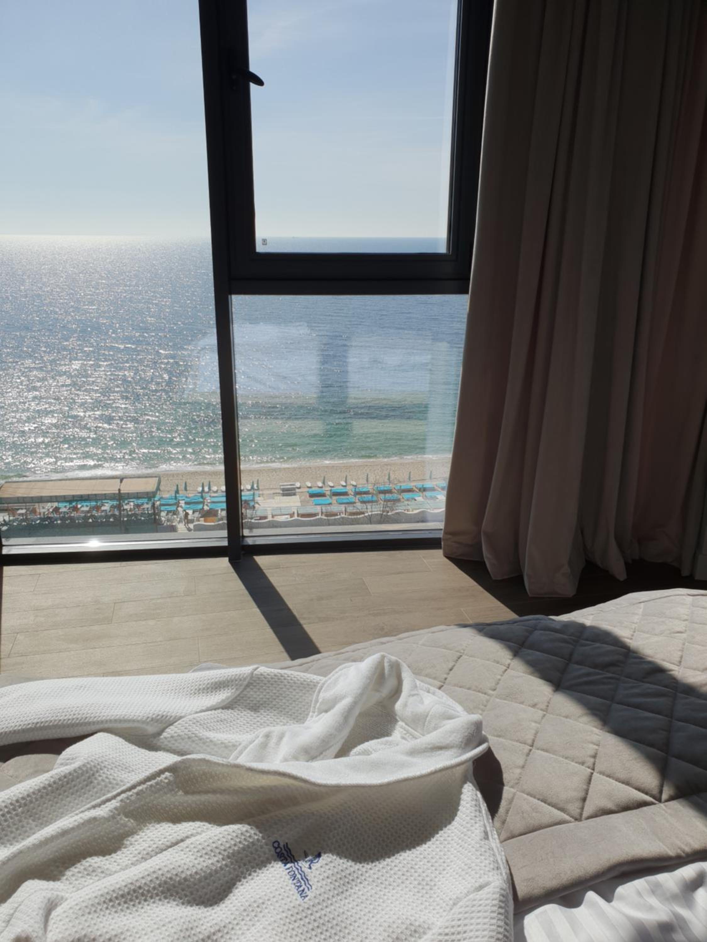 PREMIUM Seaview Apartment 50 meters from the beach Роскошные апартаменты с прямым видом на море в 50 метрах от пляжа CF Odessa view 2