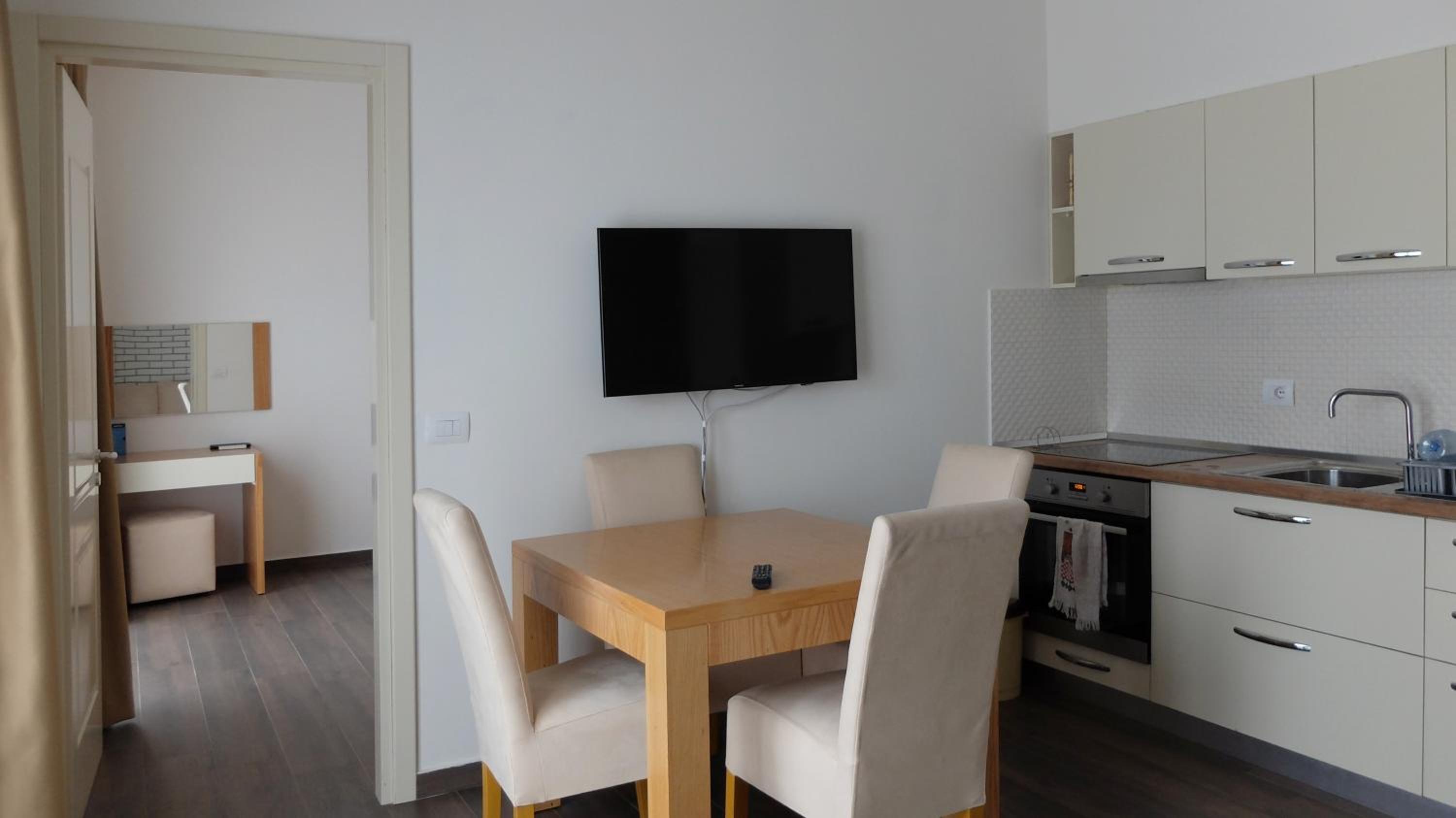 Sunrise Luxury Apartments, photo 16