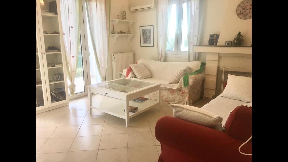 Apartment near Airport and Beach view 4