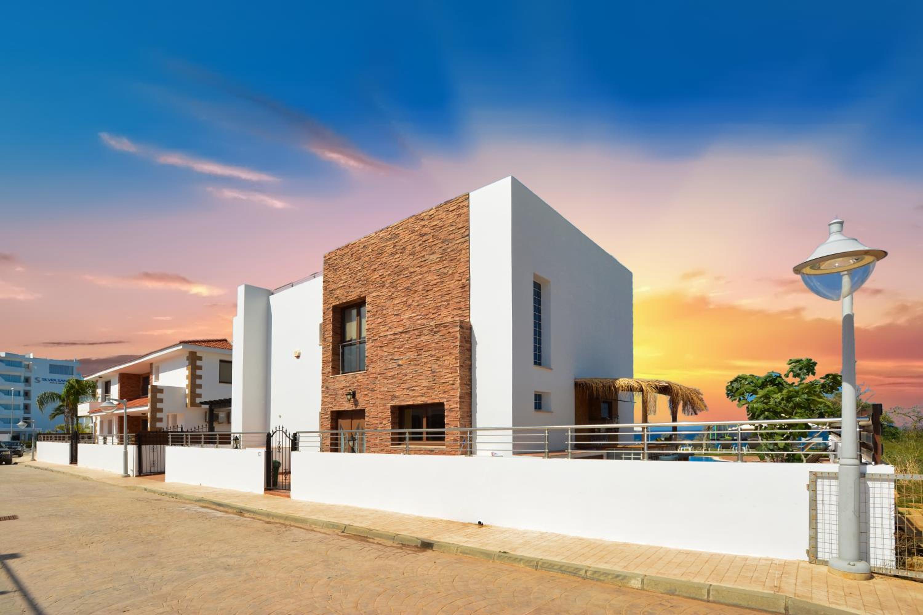 Hotel Seafront Protaras Villas