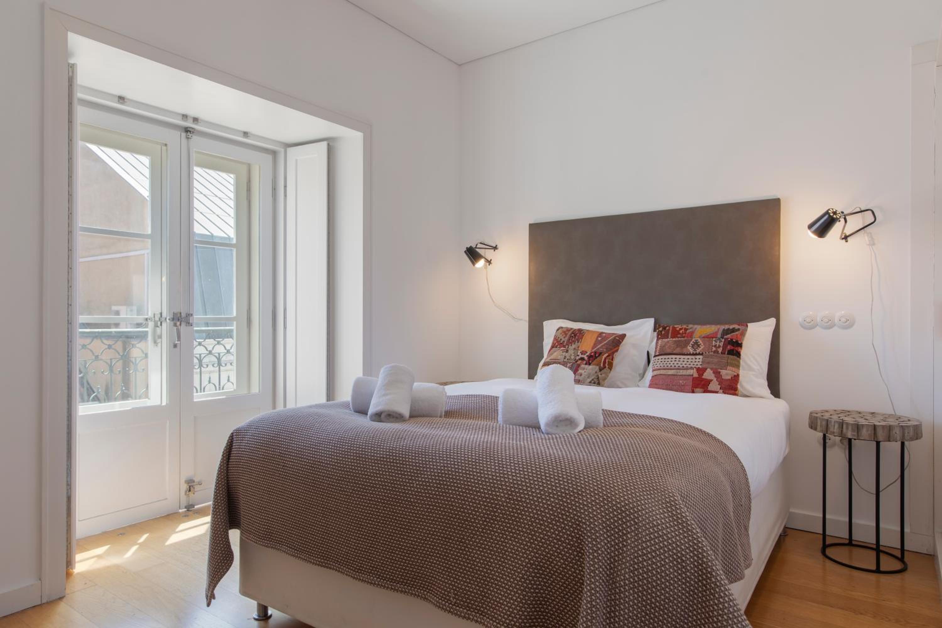 Downtown Apartment Santa Justa view 3