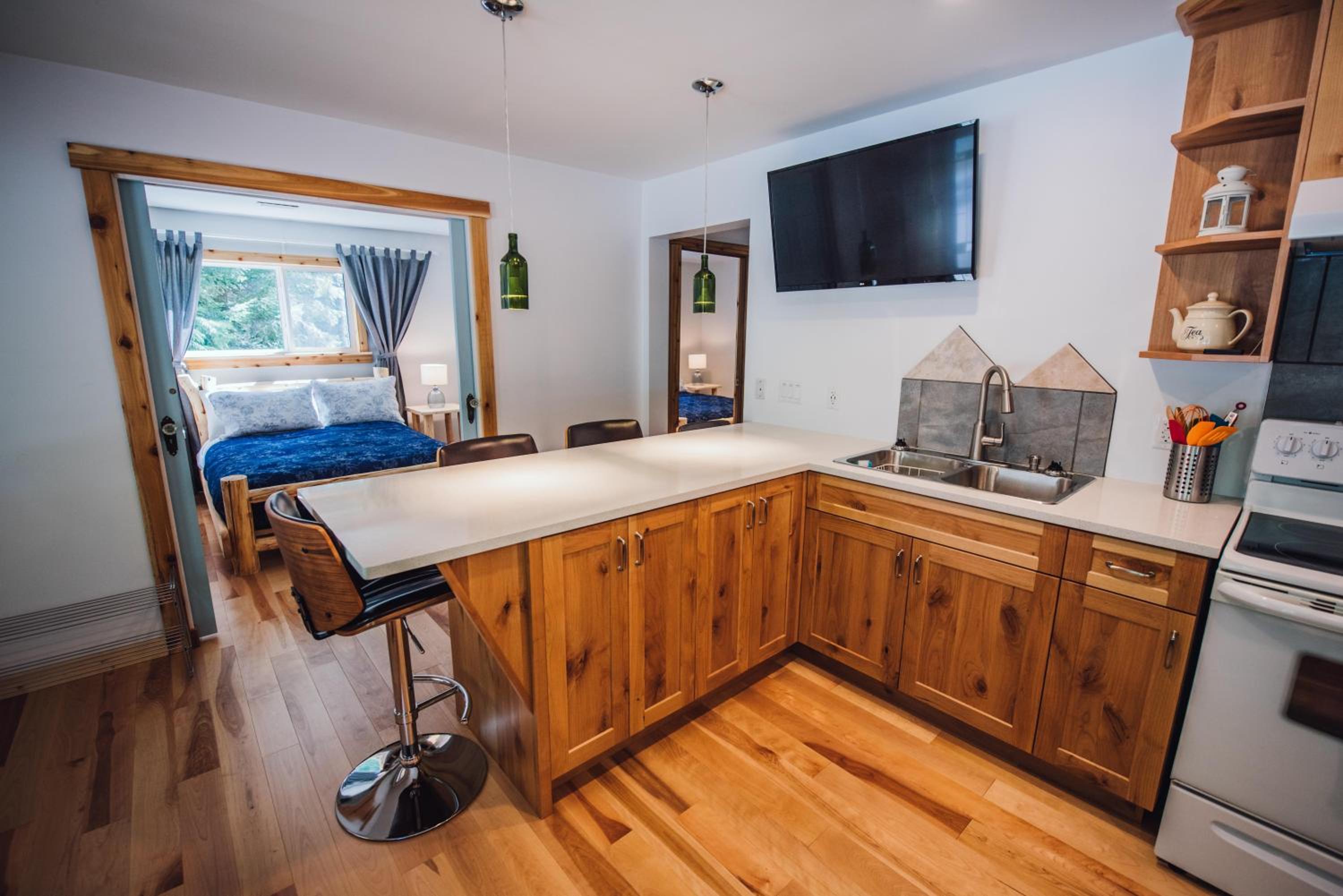 Grizzly Paw B&B