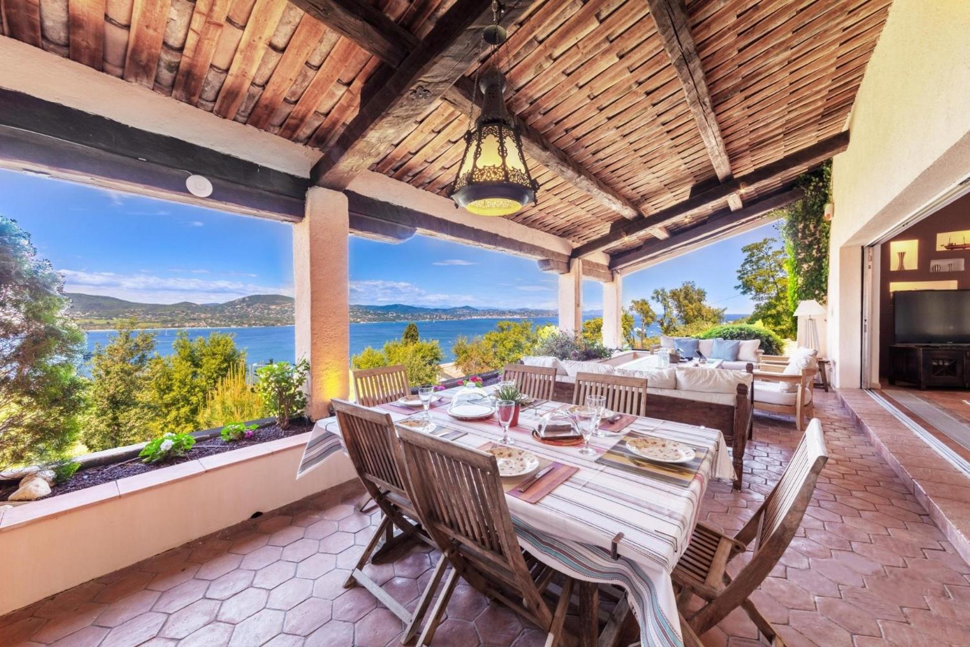 Villa with Magic view of Bay of Saint Tropez photo 3