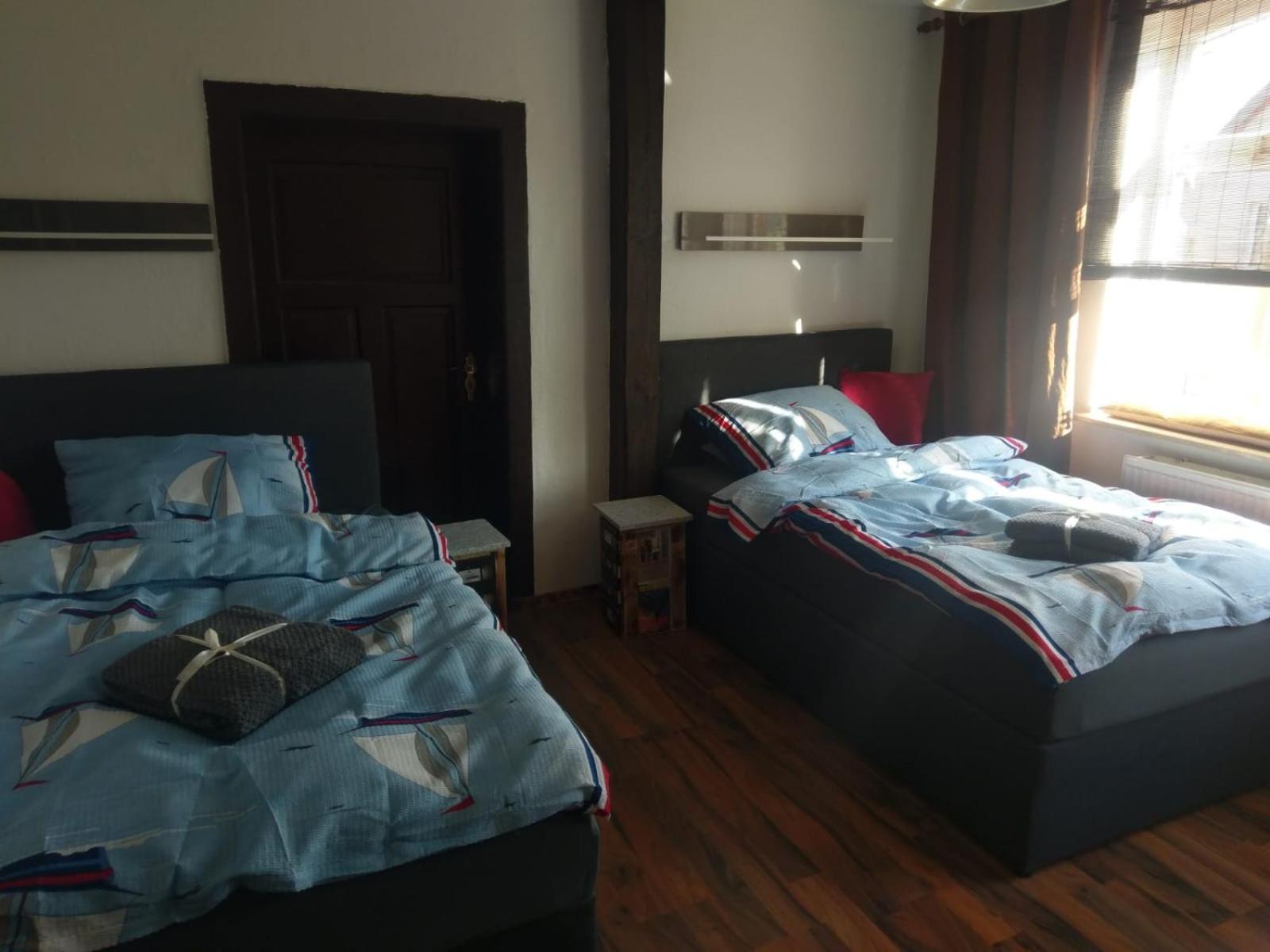 Photo 33