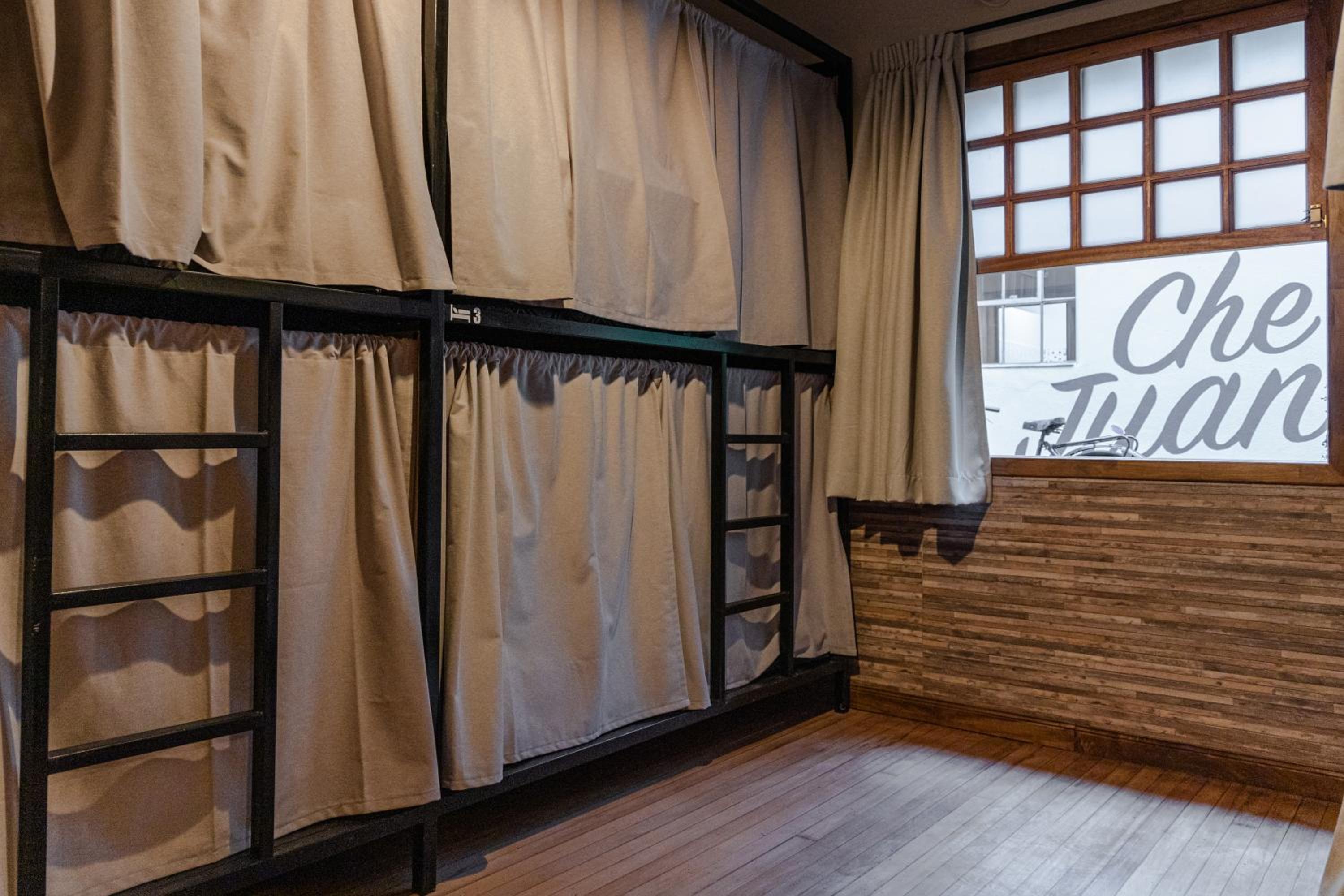 Che Juan Hostel BA