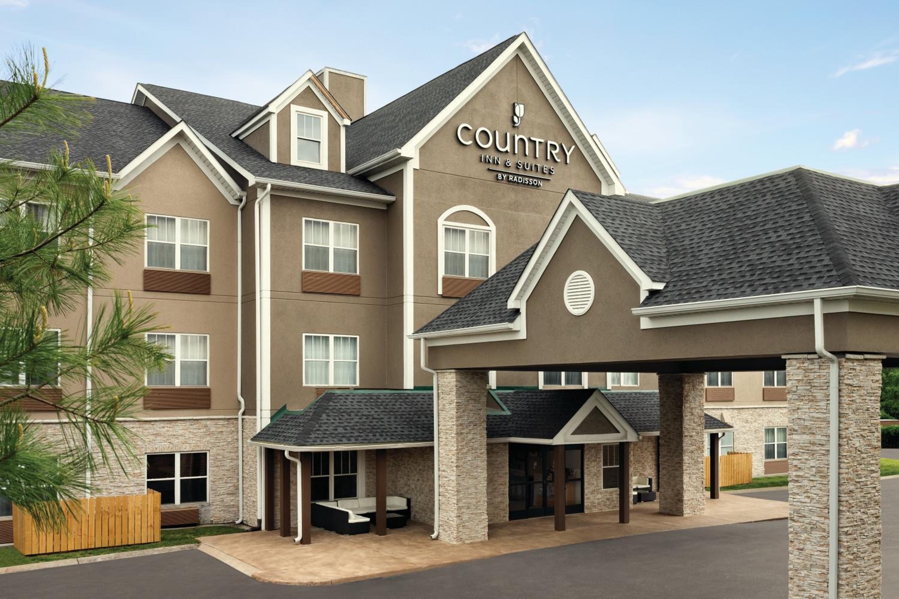 Country Inn Suites by Radisson, Nashville Airport East, TN - Property Image 47