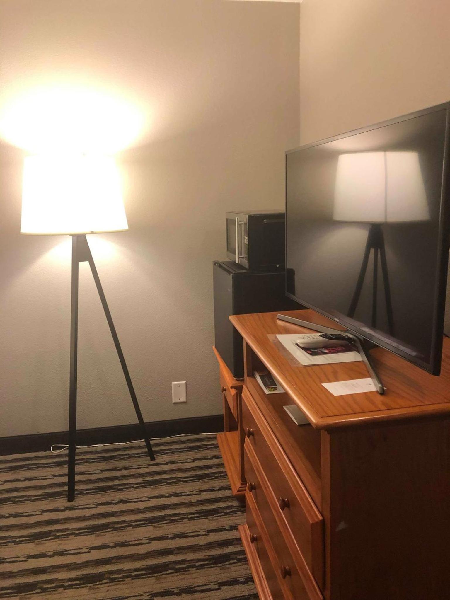 Country Inn Suites by Radisson, Nashville Airport East, TN - Property Image 7