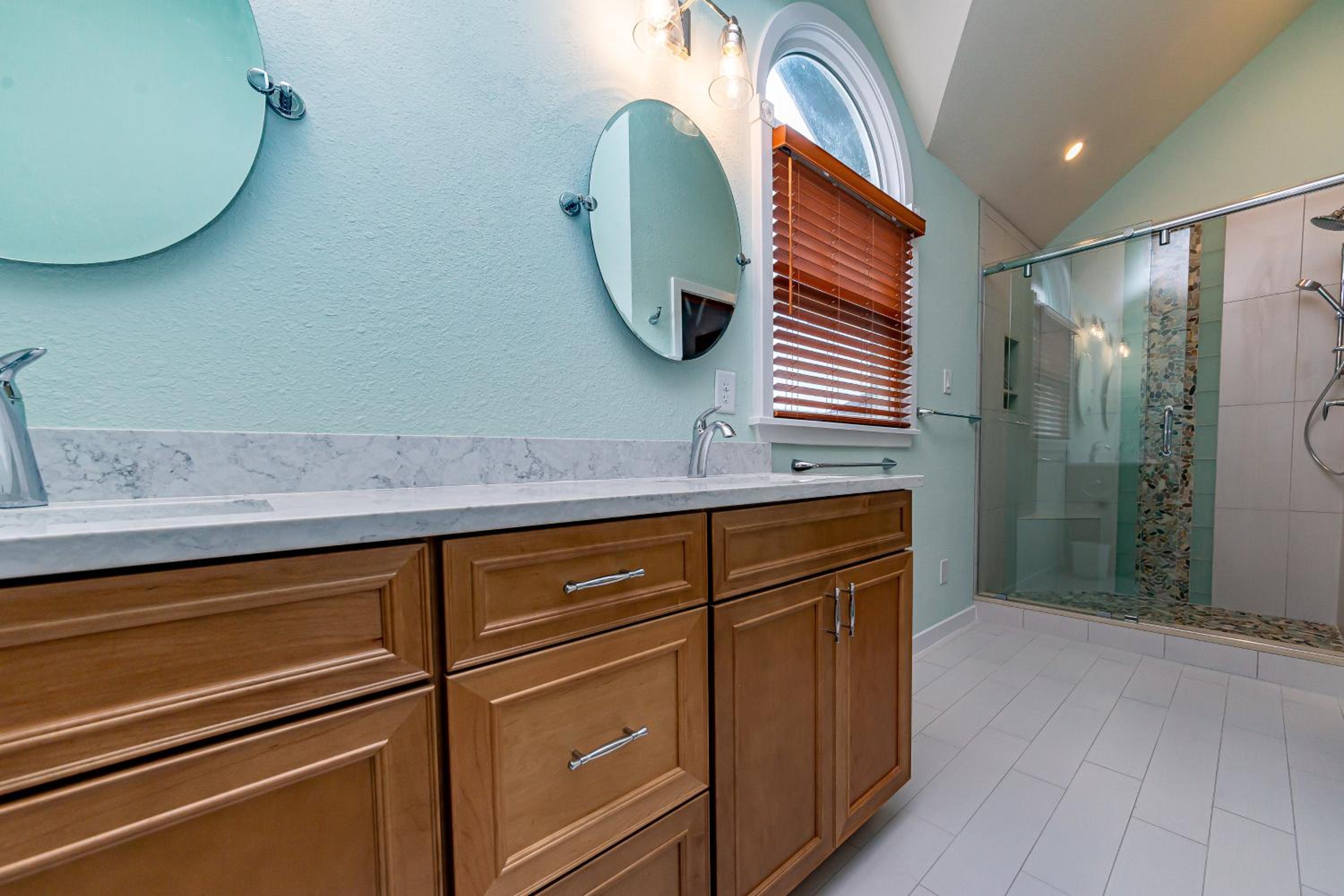 Sunset Royale - Duck, Sanderling, Soundfront, Sound View, Beach 350 Yds, Community Pool, Kayak, YR Flex Stays view 4
