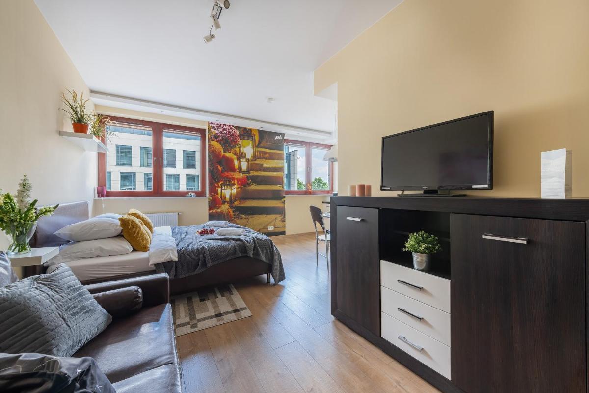 P&O Serviced Apartments FABRYCZNA