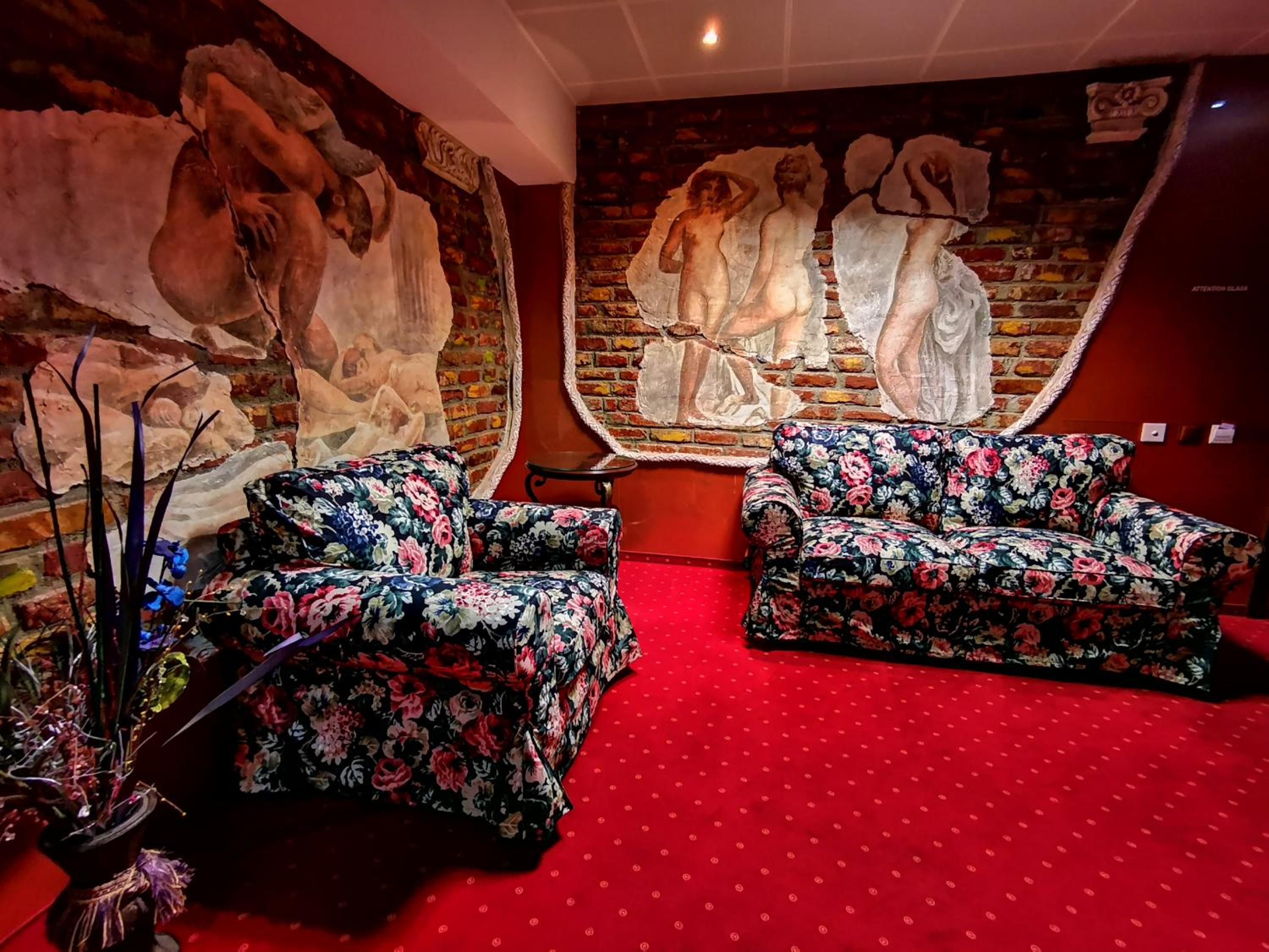 LEGENDS Chambers by Grand Pier Boutique