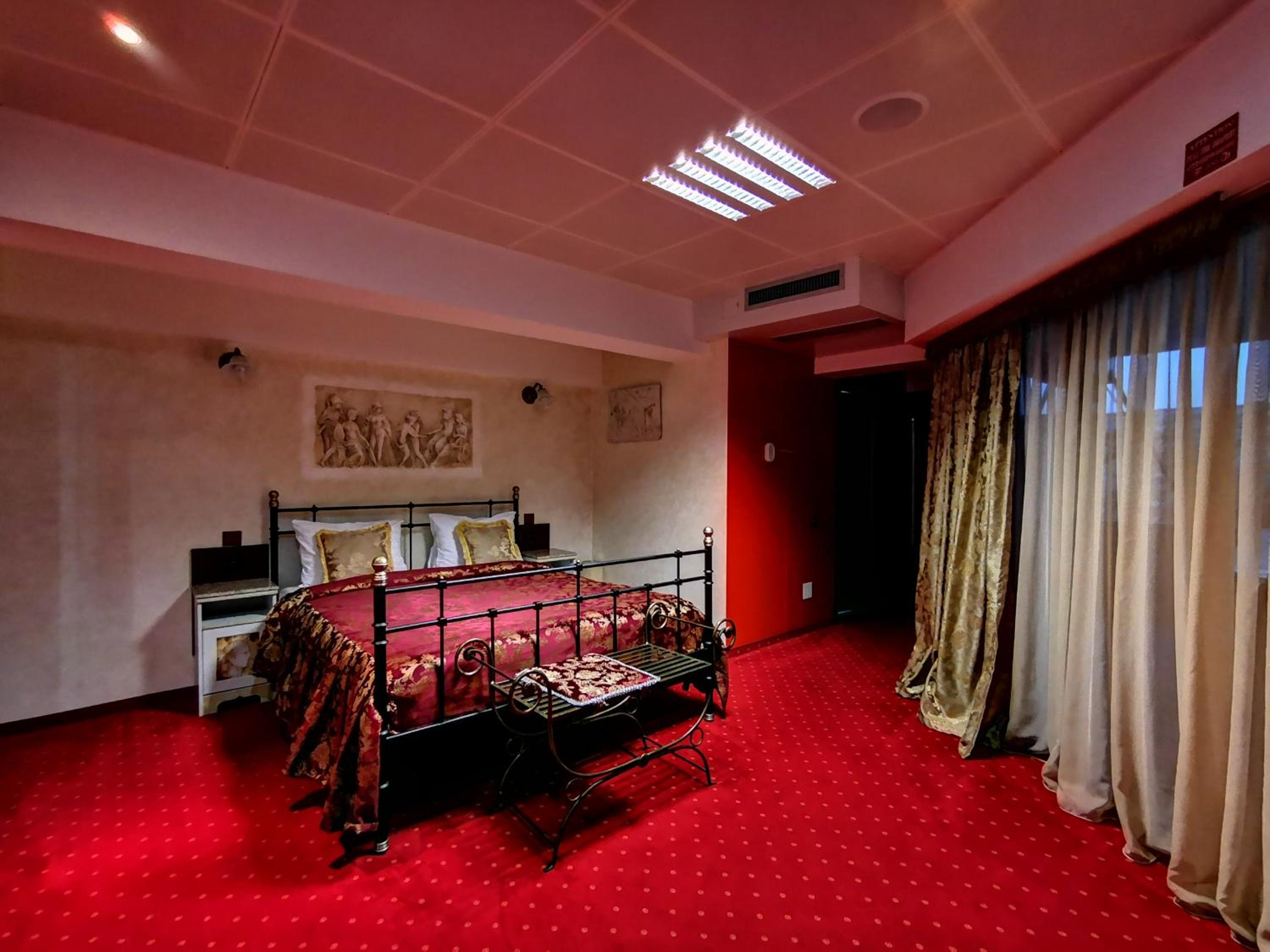 LEGENDS Chambers by Grand Pier Boutique