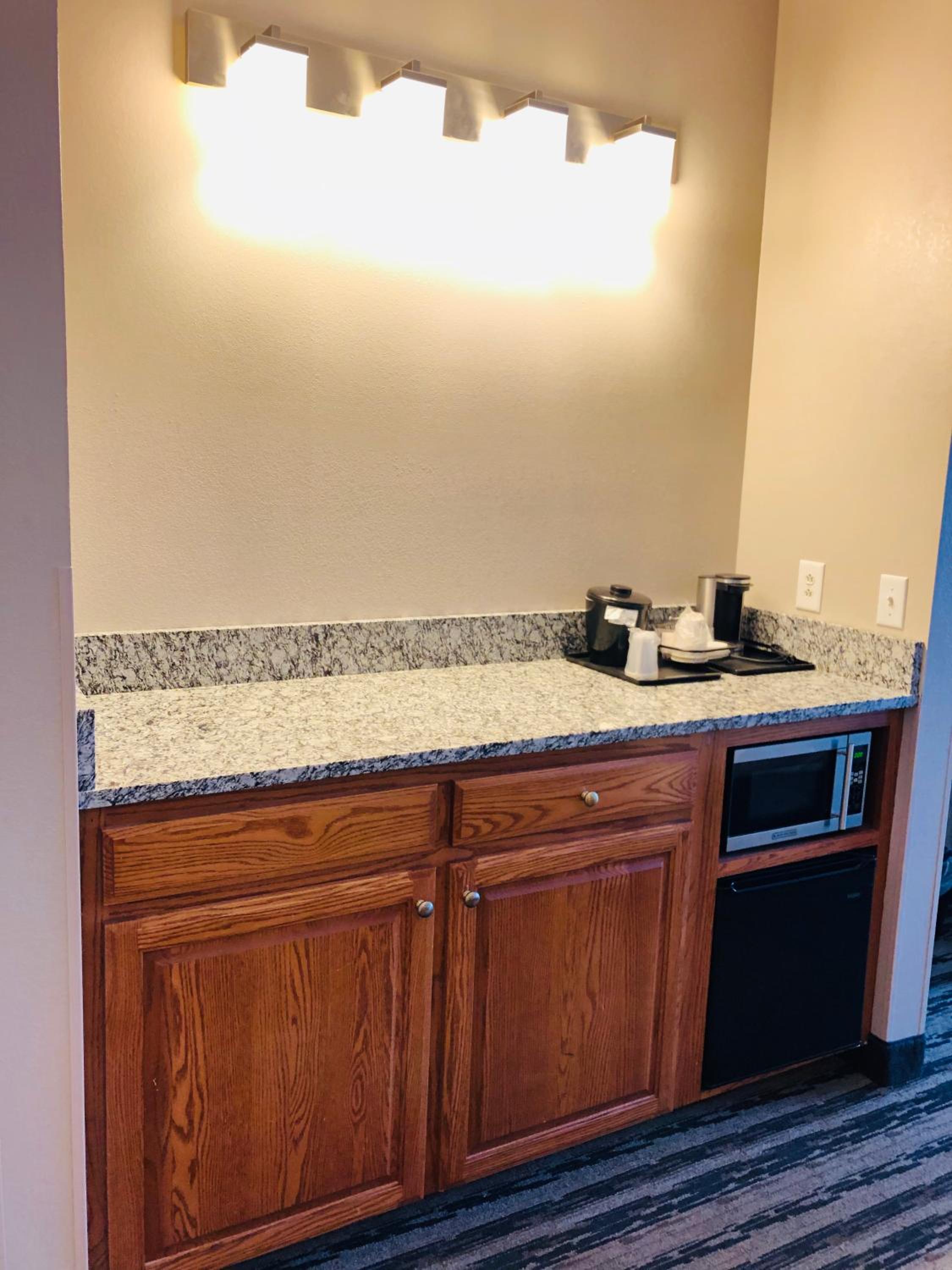 Country Inn  Suites by Radisson, Nashville Airport East, TN - Property Image 11