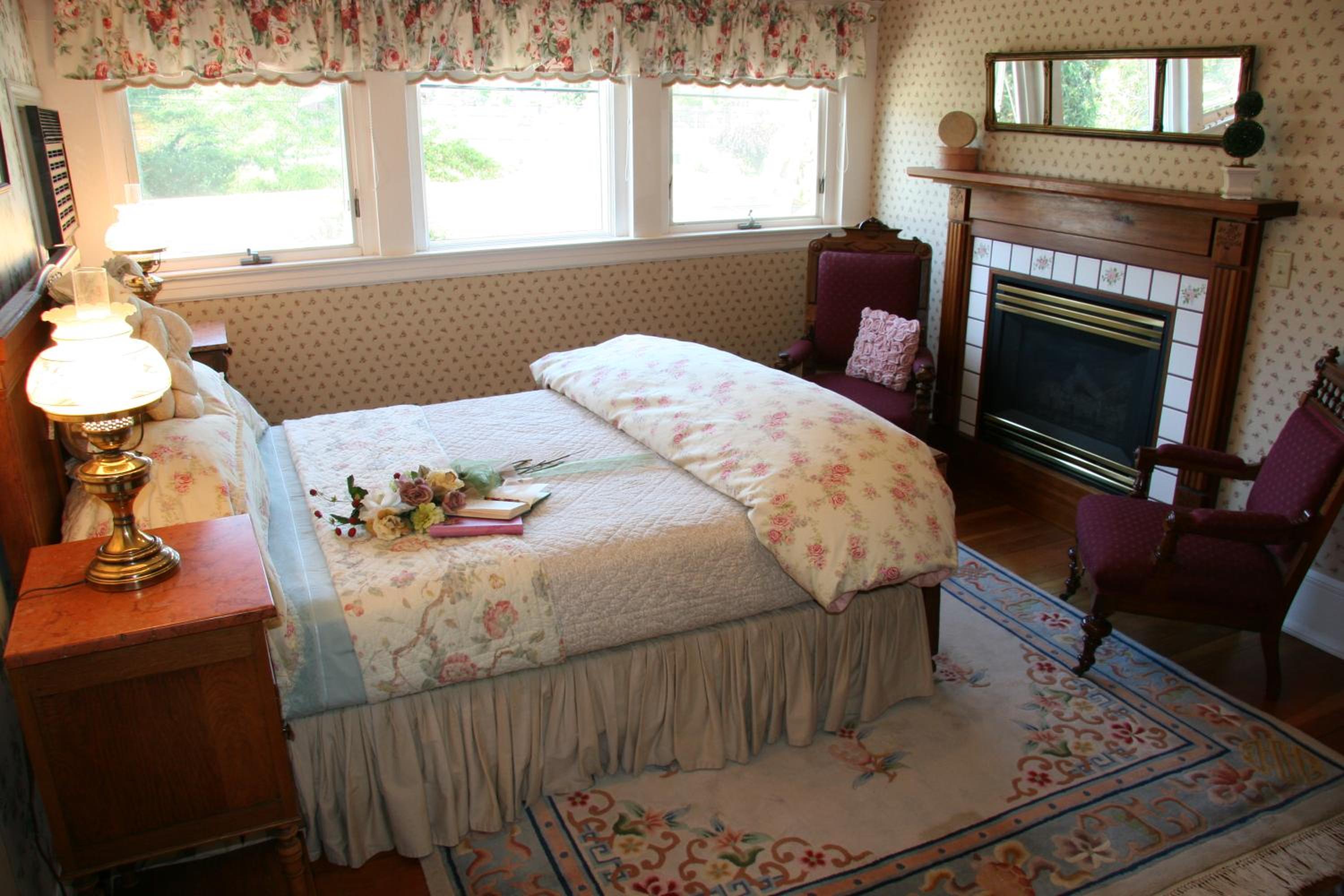 Photo 8