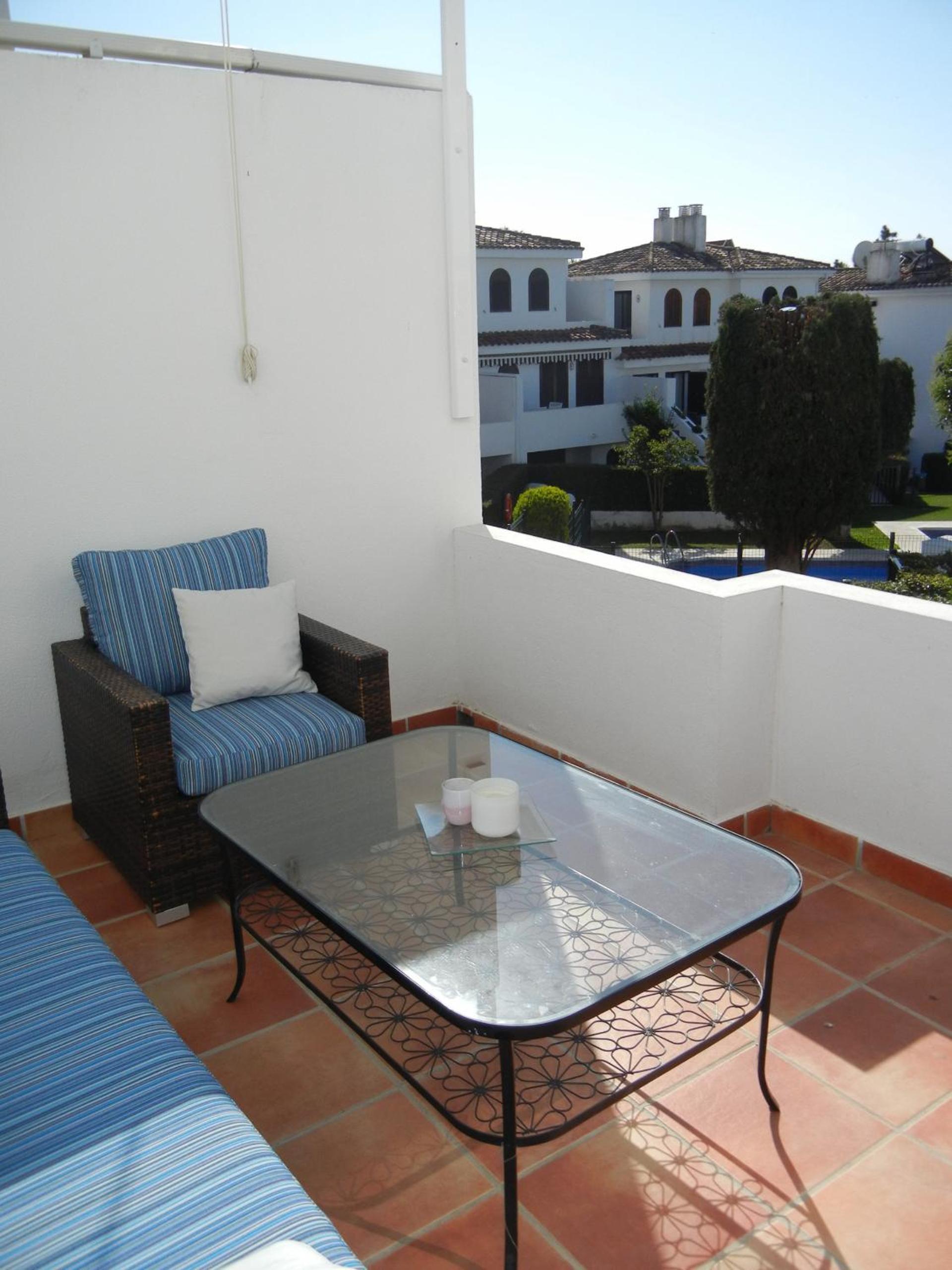 Estepona - Playa - Villa de 4 dormitorios en Albayalde Be17 view 4